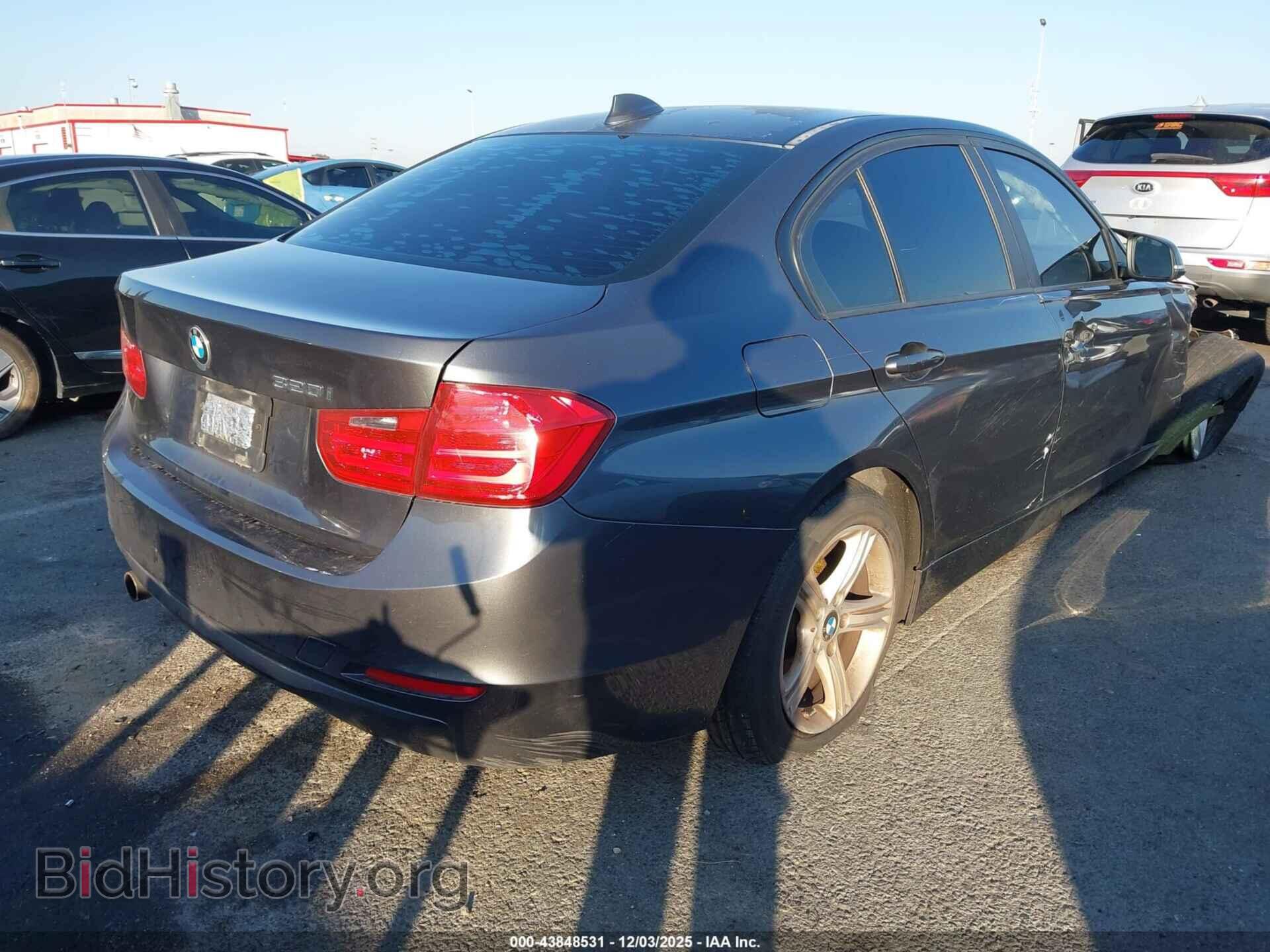 2013 BMW 320I - VIN: WBA3B1C55DF462073 - Фото 4