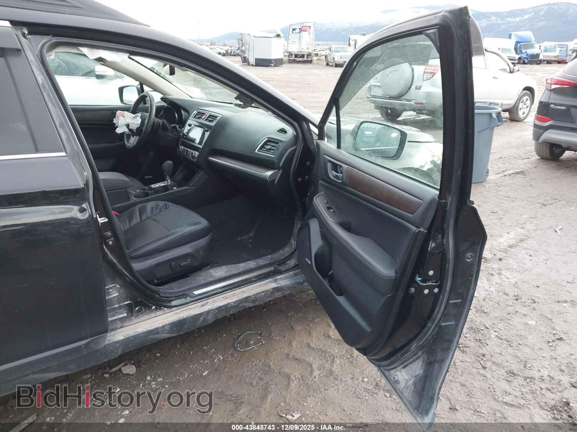 2017 SUBARU OUTBACK - VIN: 4S4BSANC4H3356193 - Фото 5