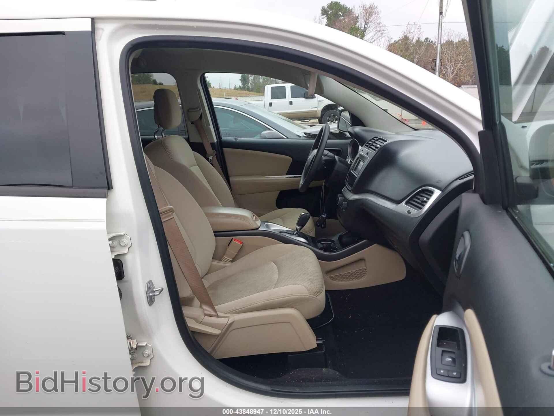 2017 DODGE JOURNEY - VIN: 3C4PDCAB9HT523942 - Фото 5