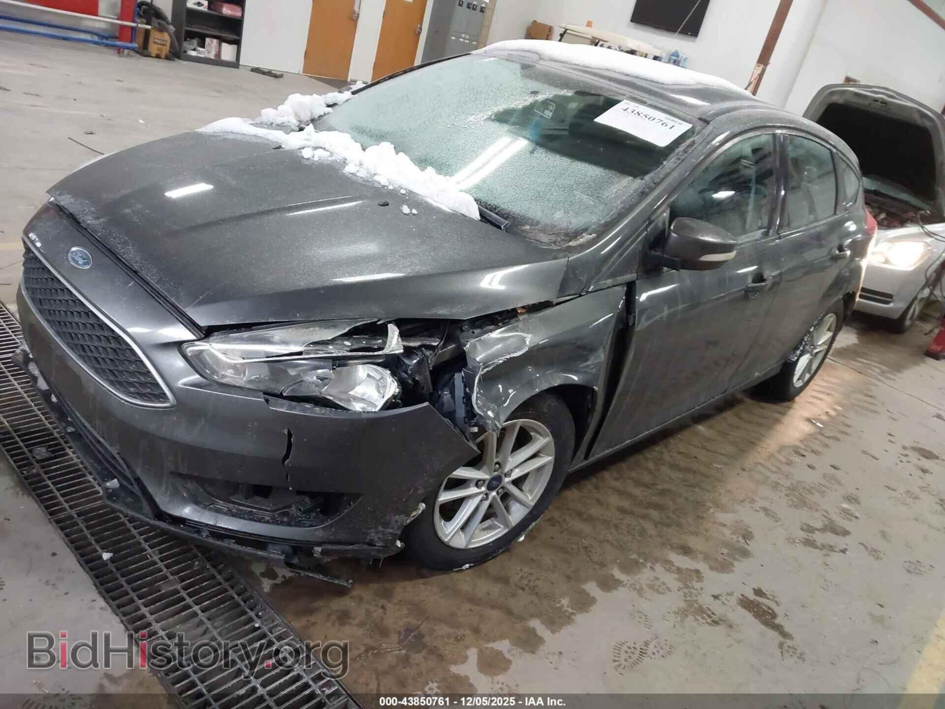 2017 FORD FOCUS - VIN: 1FADP3K2XHL258913 - Photo 2