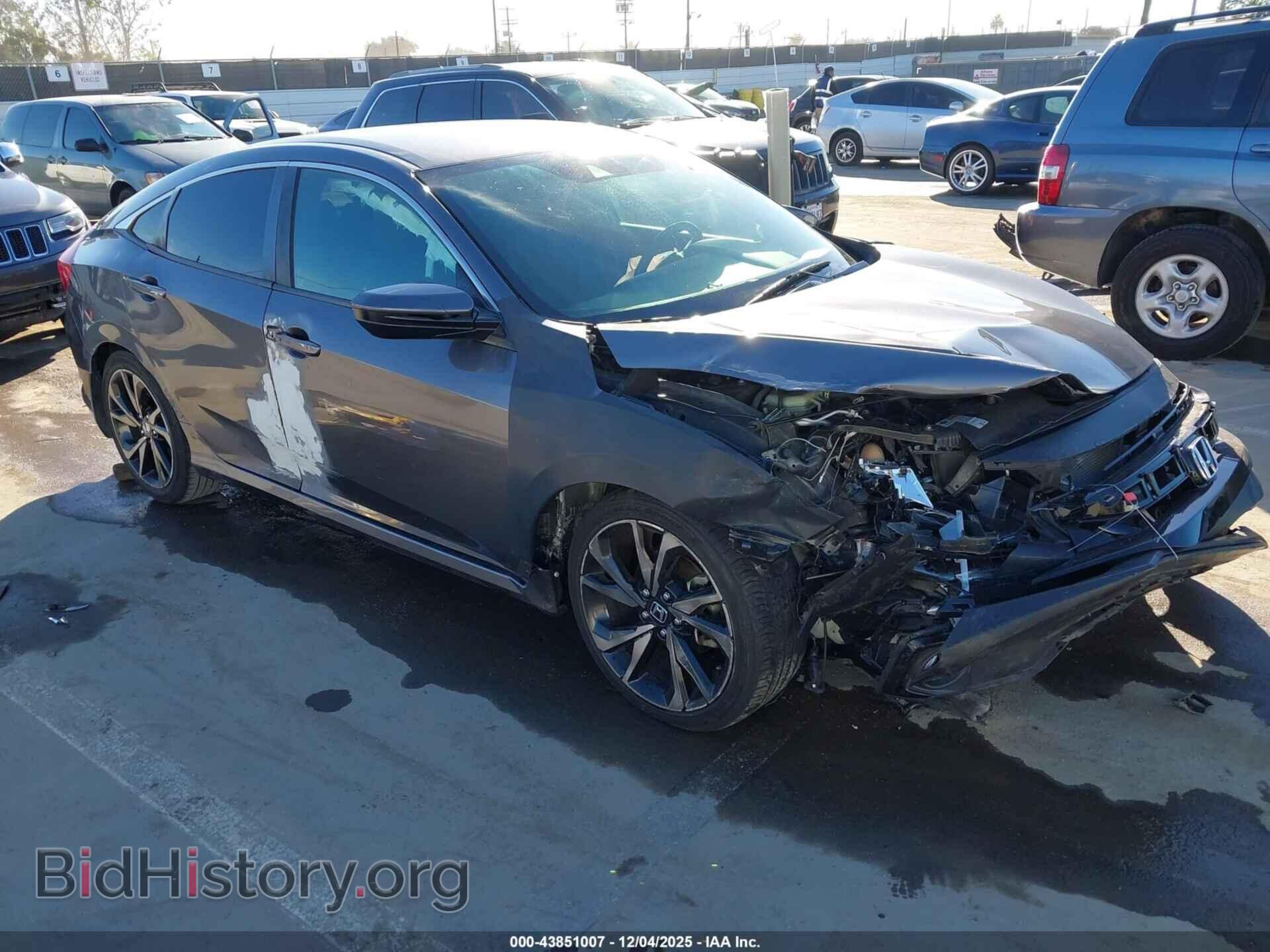 Photo 2HGFC2F81KH537860 - HONDA CIVIC 2019