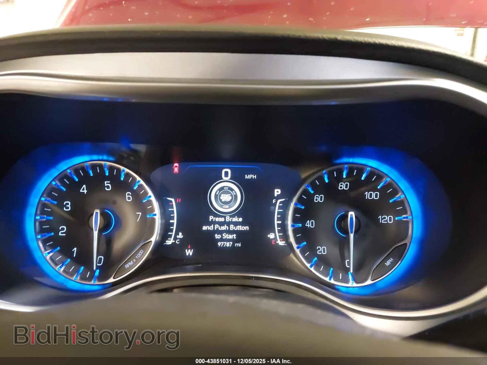 2018 CHRYSLER PACIFICA - VIN: 2C4RC1EG7JR332650 - Фото 16