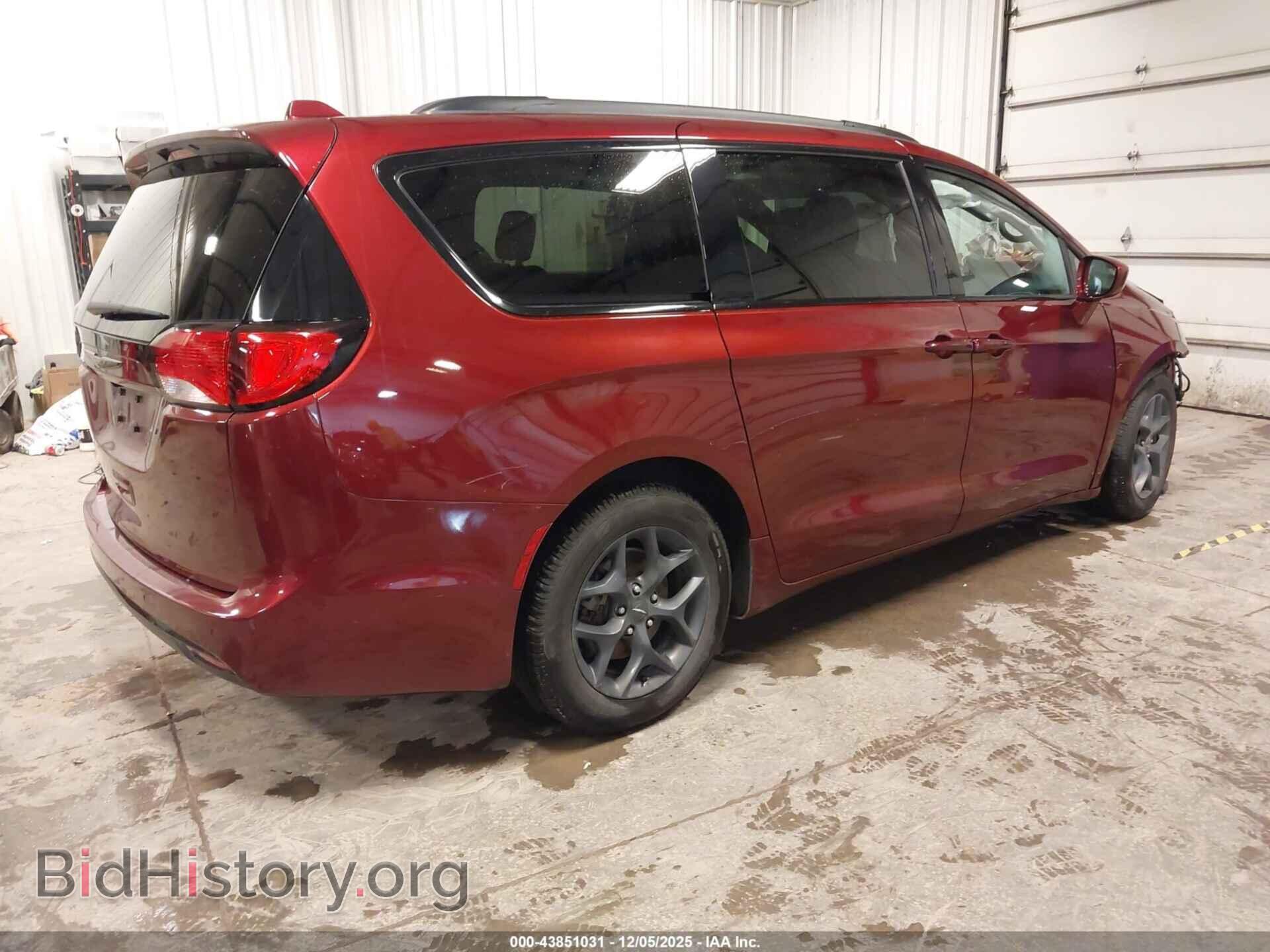 2018 CHRYSLER PACIFICA - VIN: 2C4RC1EG7JR332650 - Фото 4