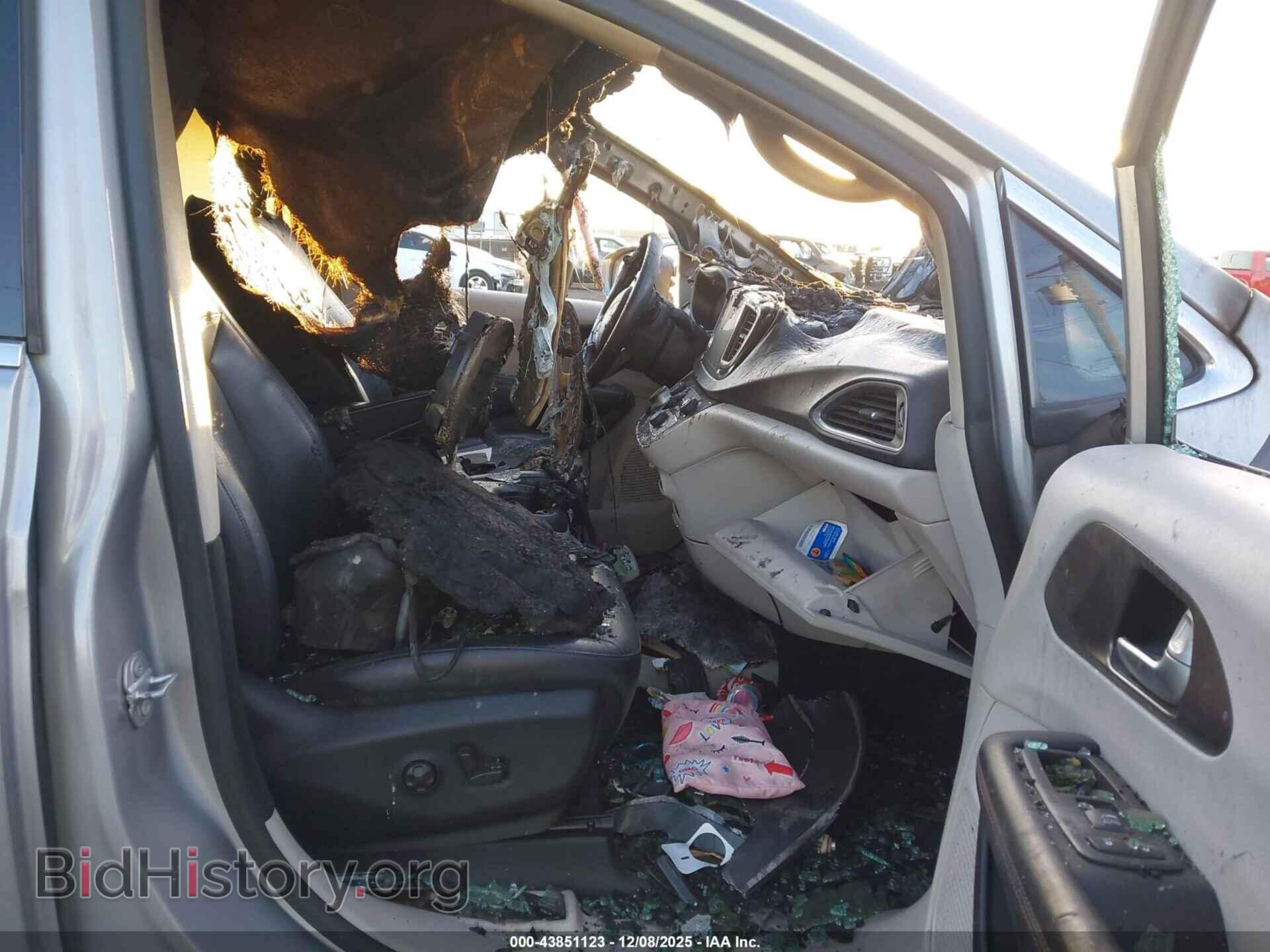 2017 CHRYSLER PACIFICA - VIN: 2C4RC1EG6HR782266 - Фото 5
