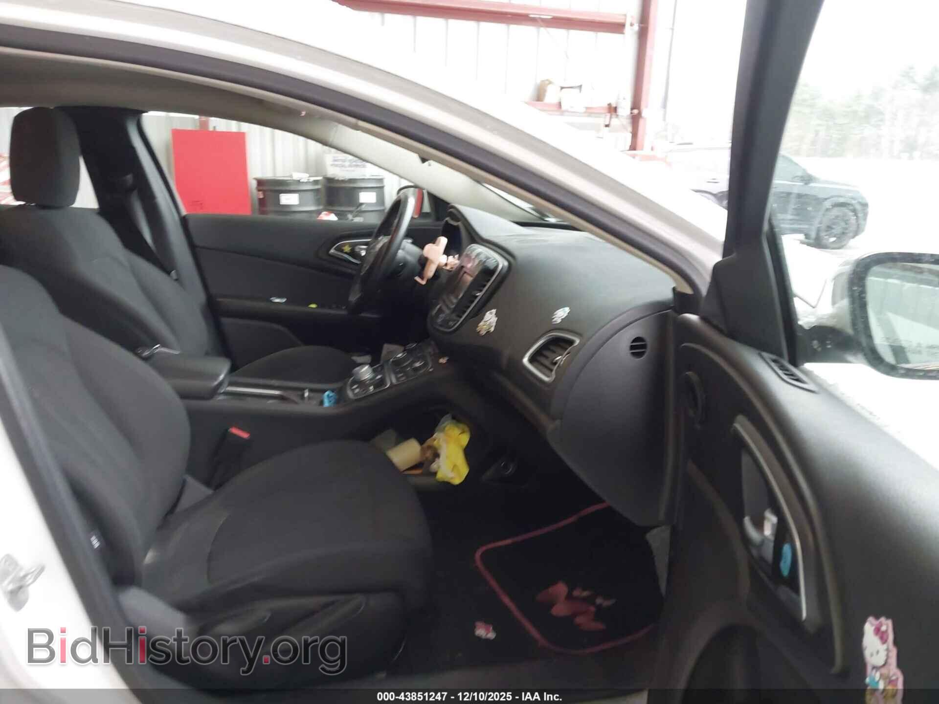 2016 CHRYSLER 200 - VIN: 1C3CCCABXGN106219 - Фото 5