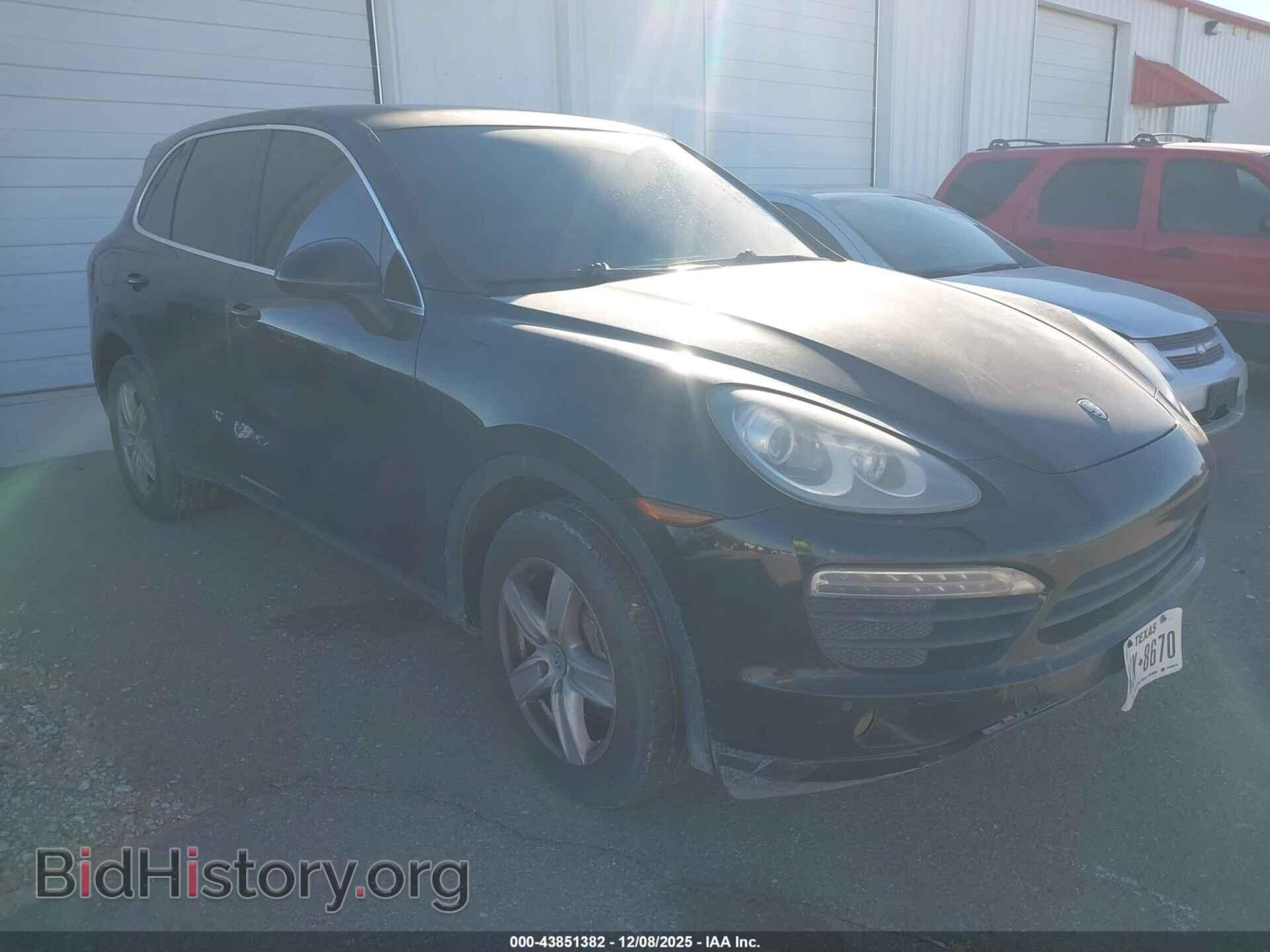 Photo WP1AB2A26CLA41700 - PORSCHE CAYENNE 2012