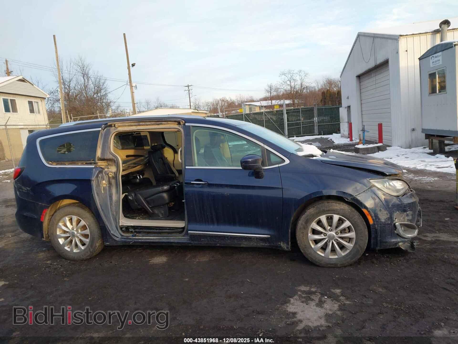 2019 CHRYSLER PACIFICA - VIN: 2C4RC1BG0KR554792 - Photo 13