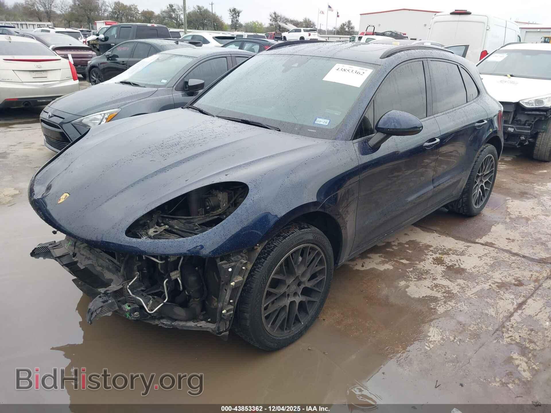 2017 PORSCHE MACAN - VIN: WP1AA2A50HLB09610 - Photo 2
