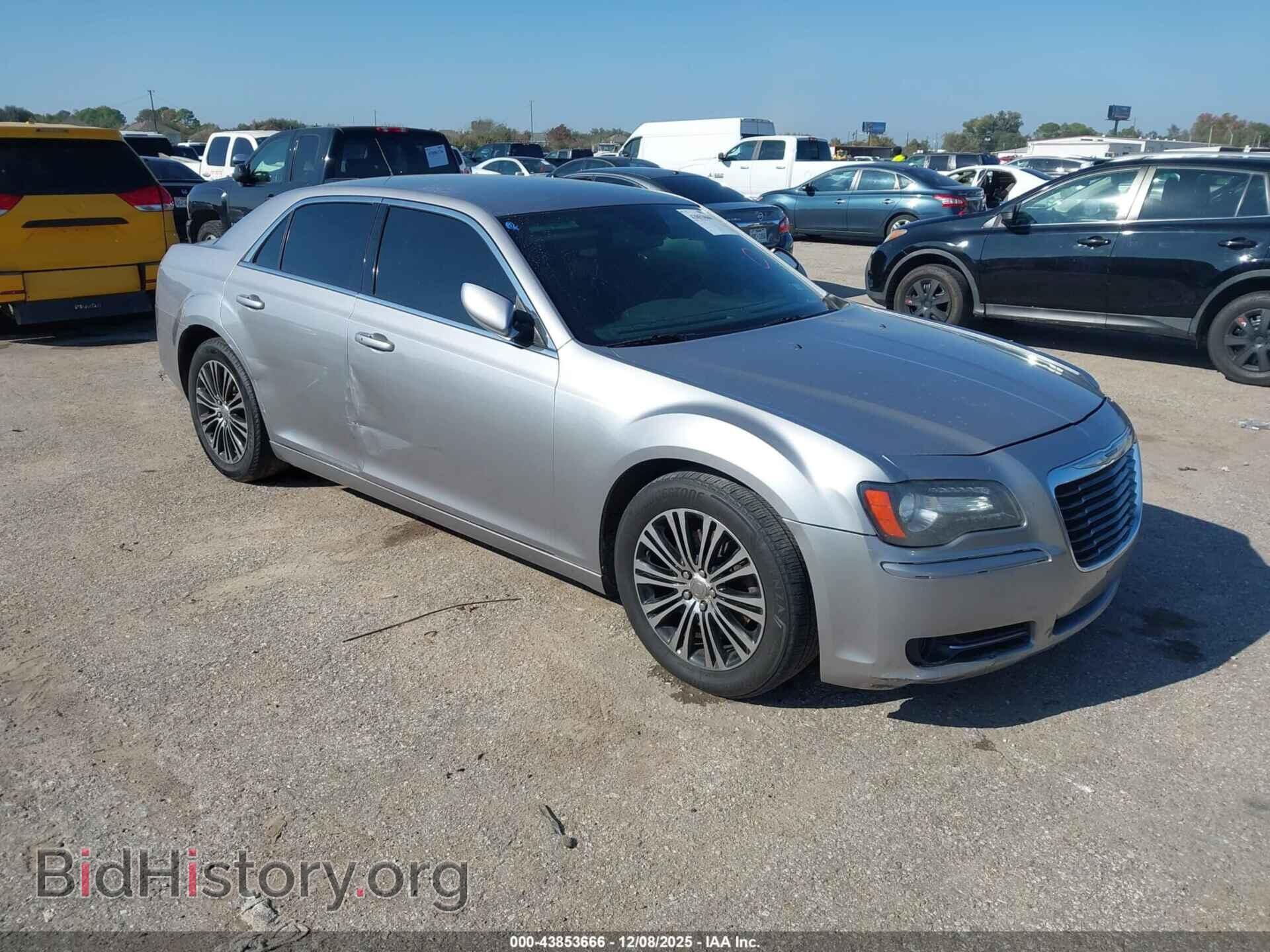 Photo 2C3CCAGT4EH217875 - CHRYSLER 300 2014