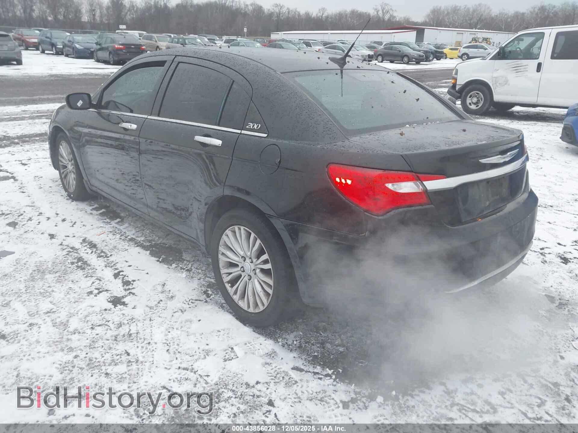 2011 CHRYSLER 200 - VIN: 1C3BC2FG5BN517854 - Фото 3