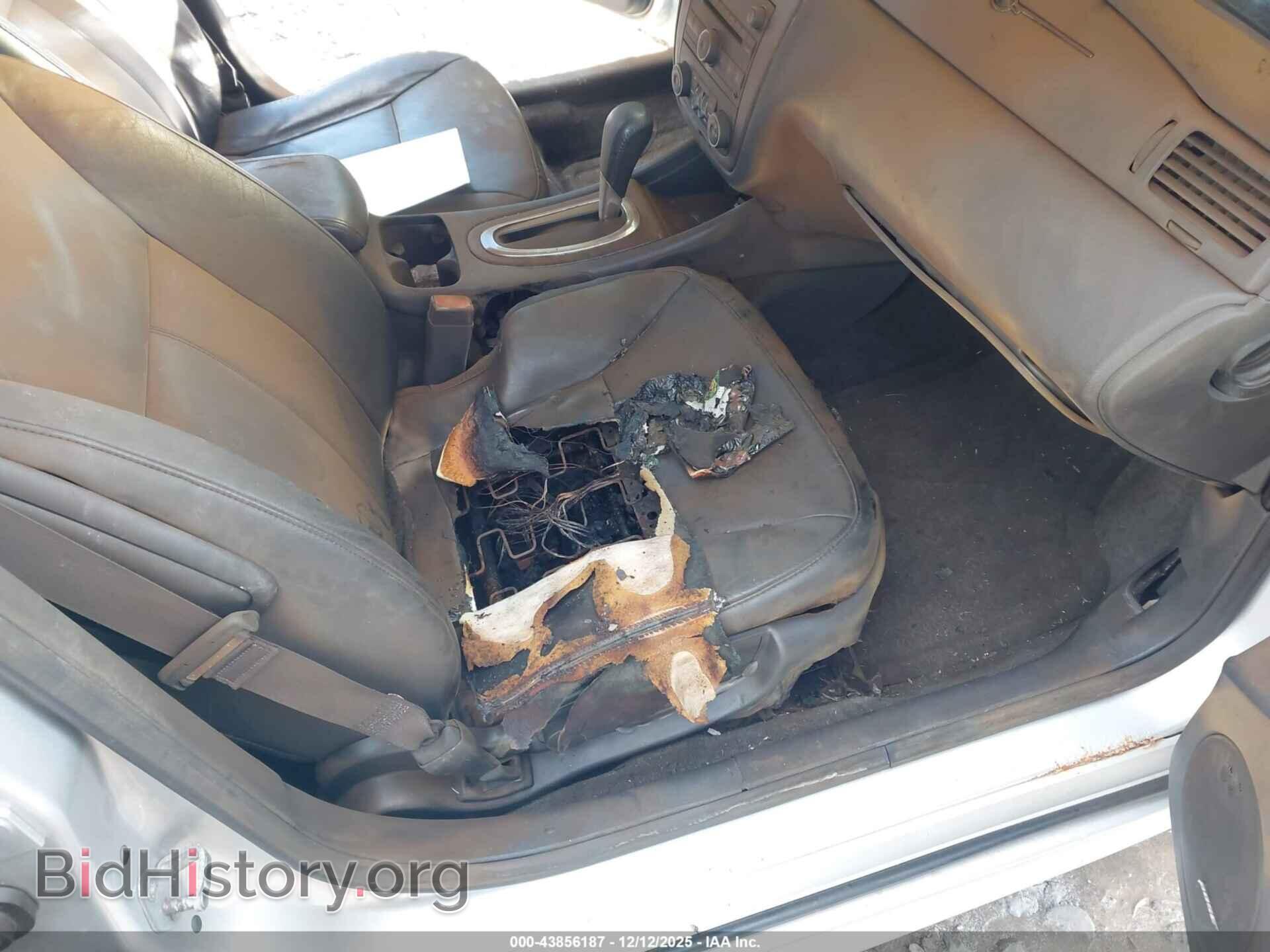 2012 CHEVROLET IMPALA - VIN: 2G1WC5E32C1103309 - Фото 6