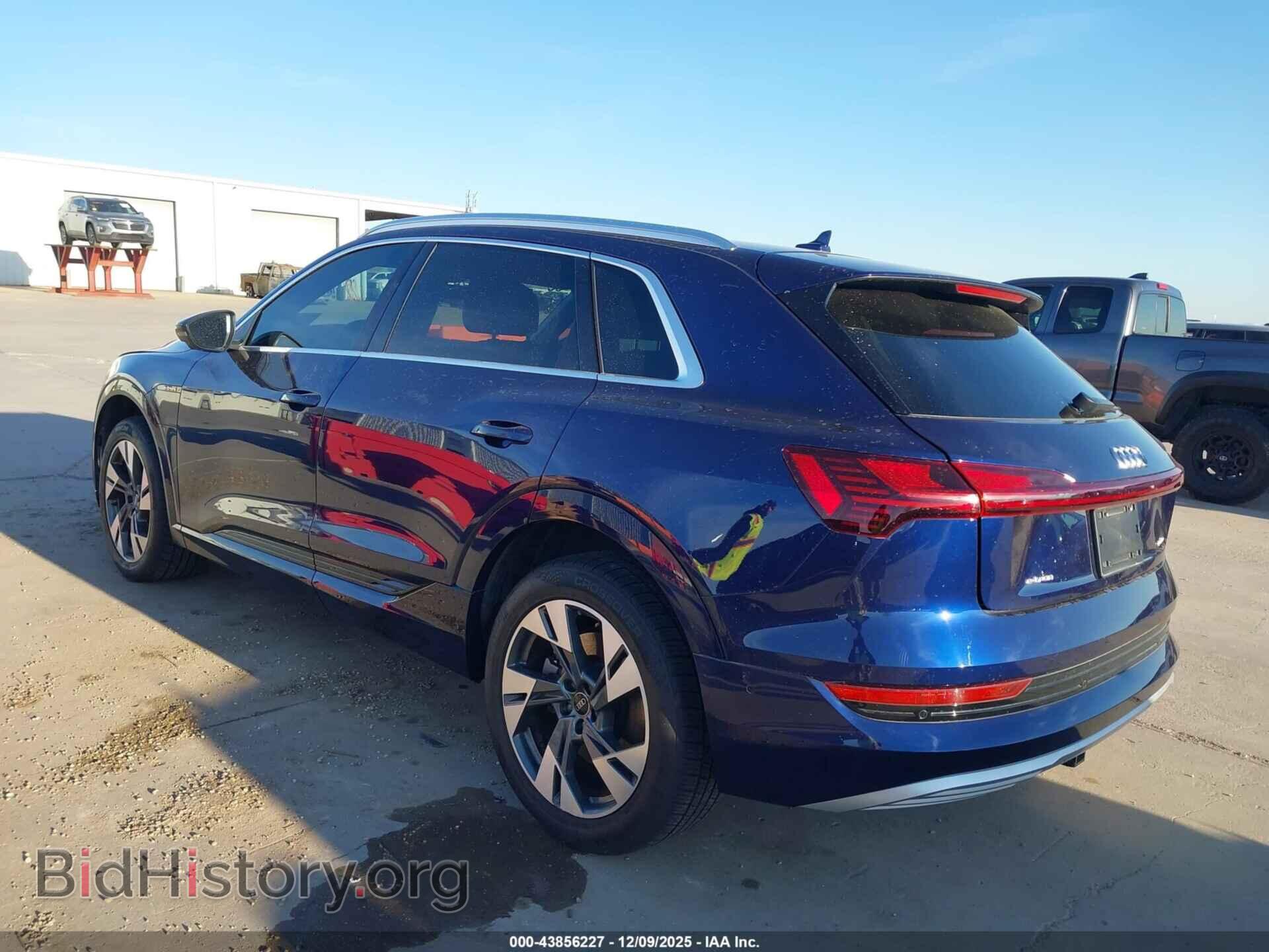 2021 AUDI E-TRON - VIN: WA1LAAGE2MB016318 - Photo 3