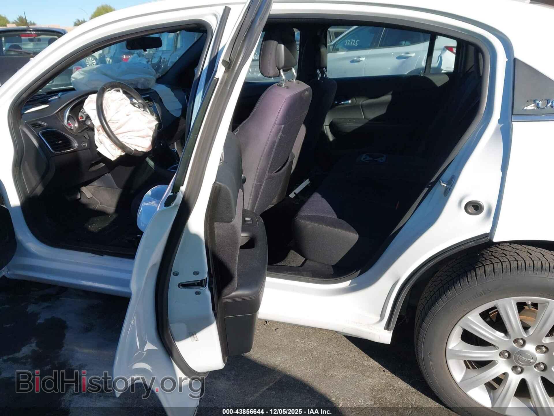 2013 CHRYSLER 200 - VIN: 1C3CCBBB1DN764497 - Фото 8