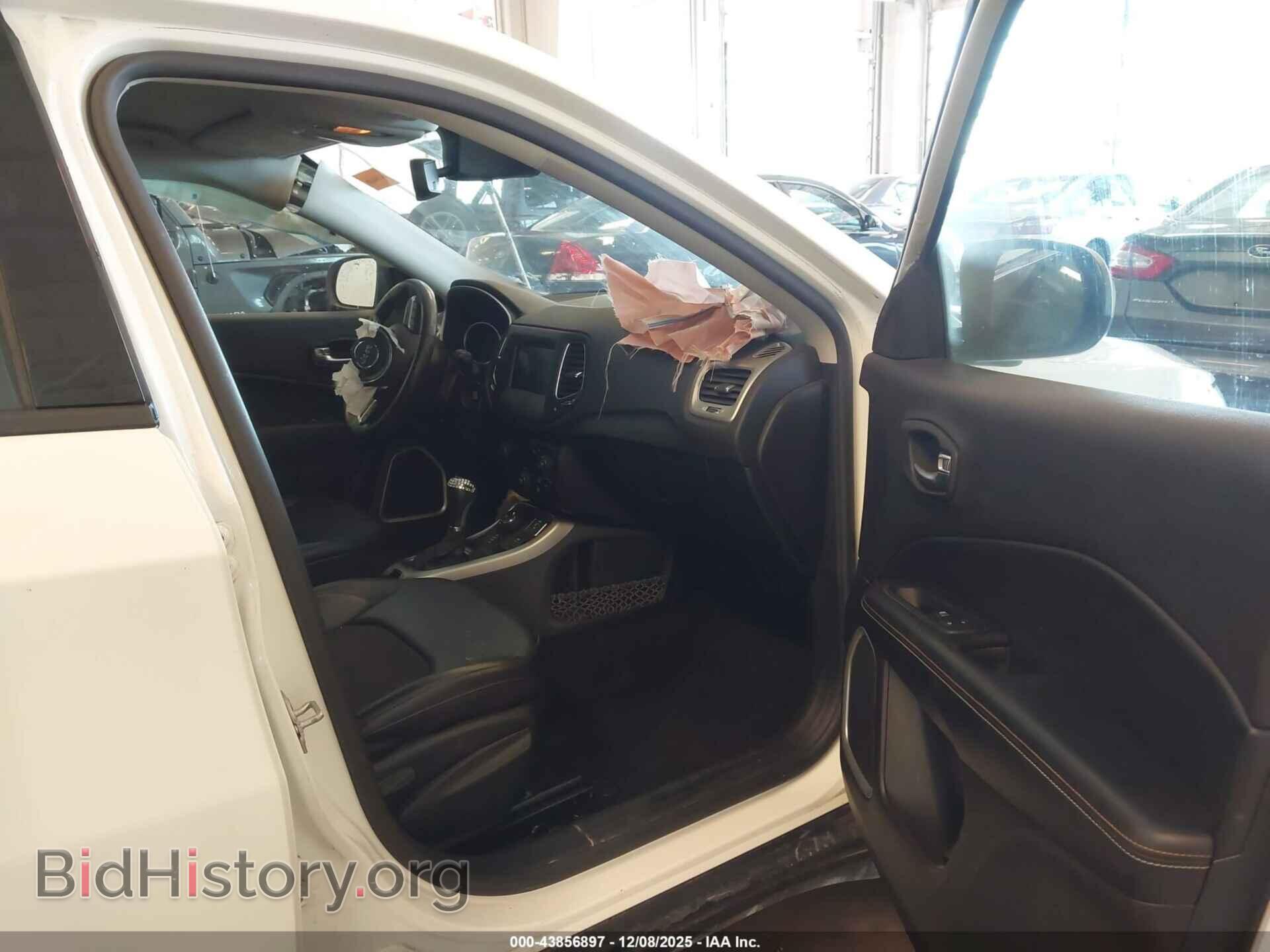 2019 JEEP COMPASS - VIN: 3C4NJDBB4KT809807 - Photo 5