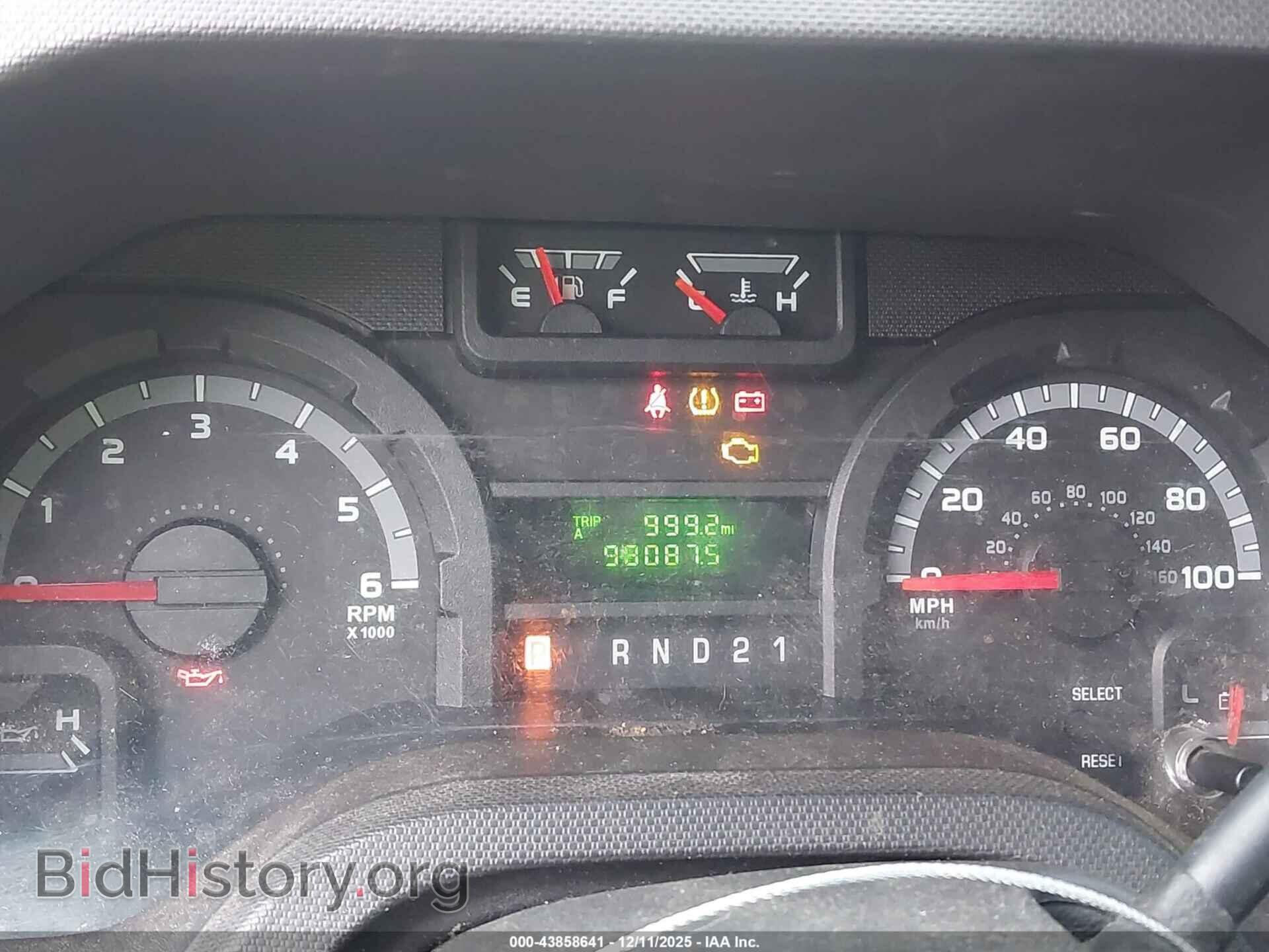 2011 FORD E-150 - VIN: 1FTNE1EWXBDA08256 - Фото 7