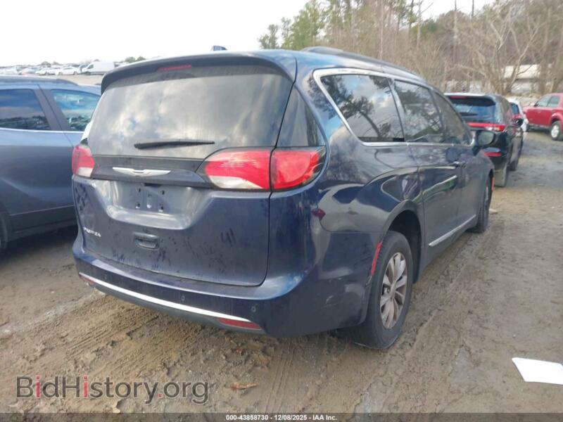 2017 Chrysler PACIFICA (VIN 2C4RC1BG2HR771592) — фото 4 из 16