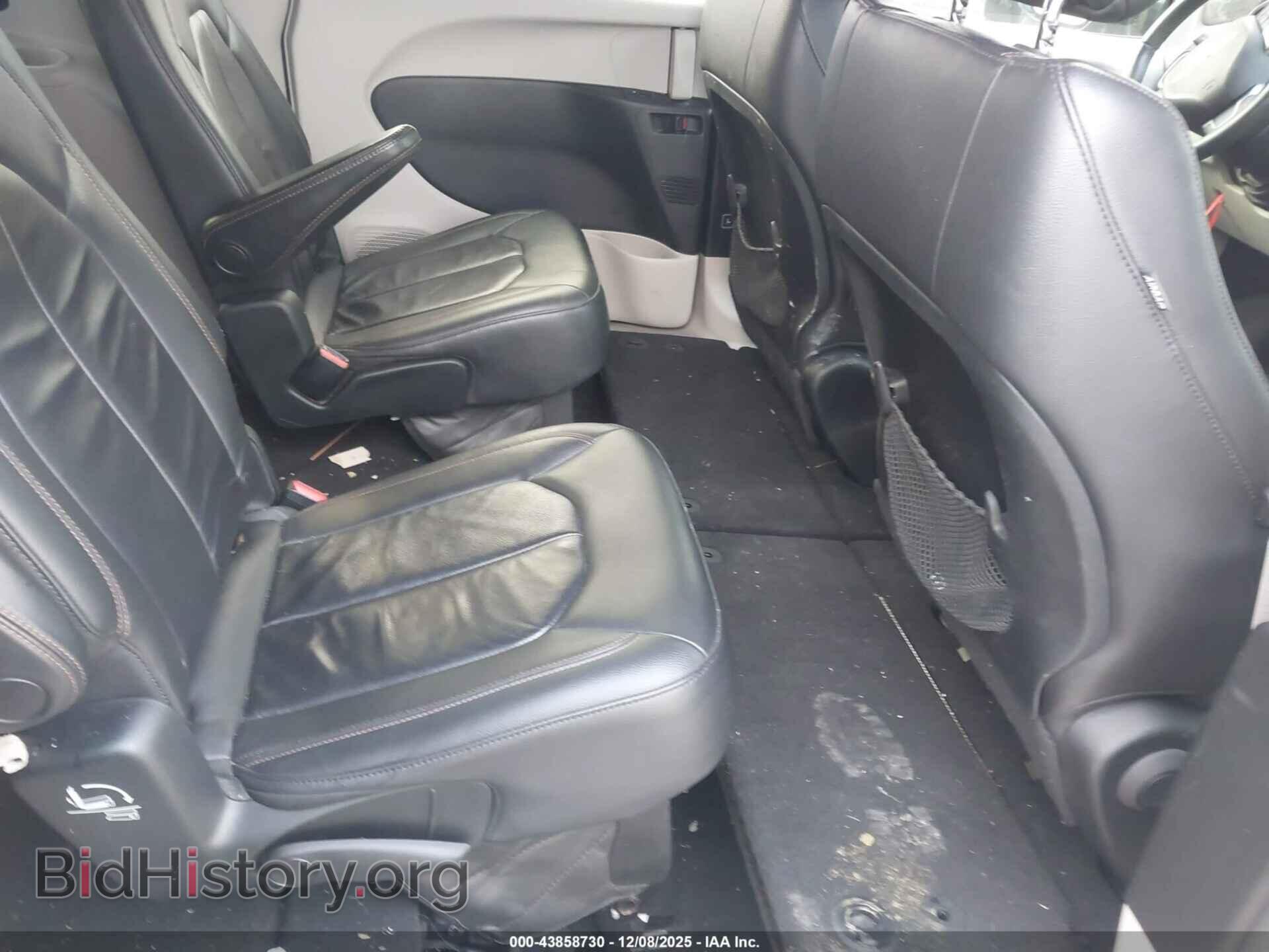 2017 CHRYSLER PACIFICA - VIN: 2C4RC1BG2HR771592 - Photo 8