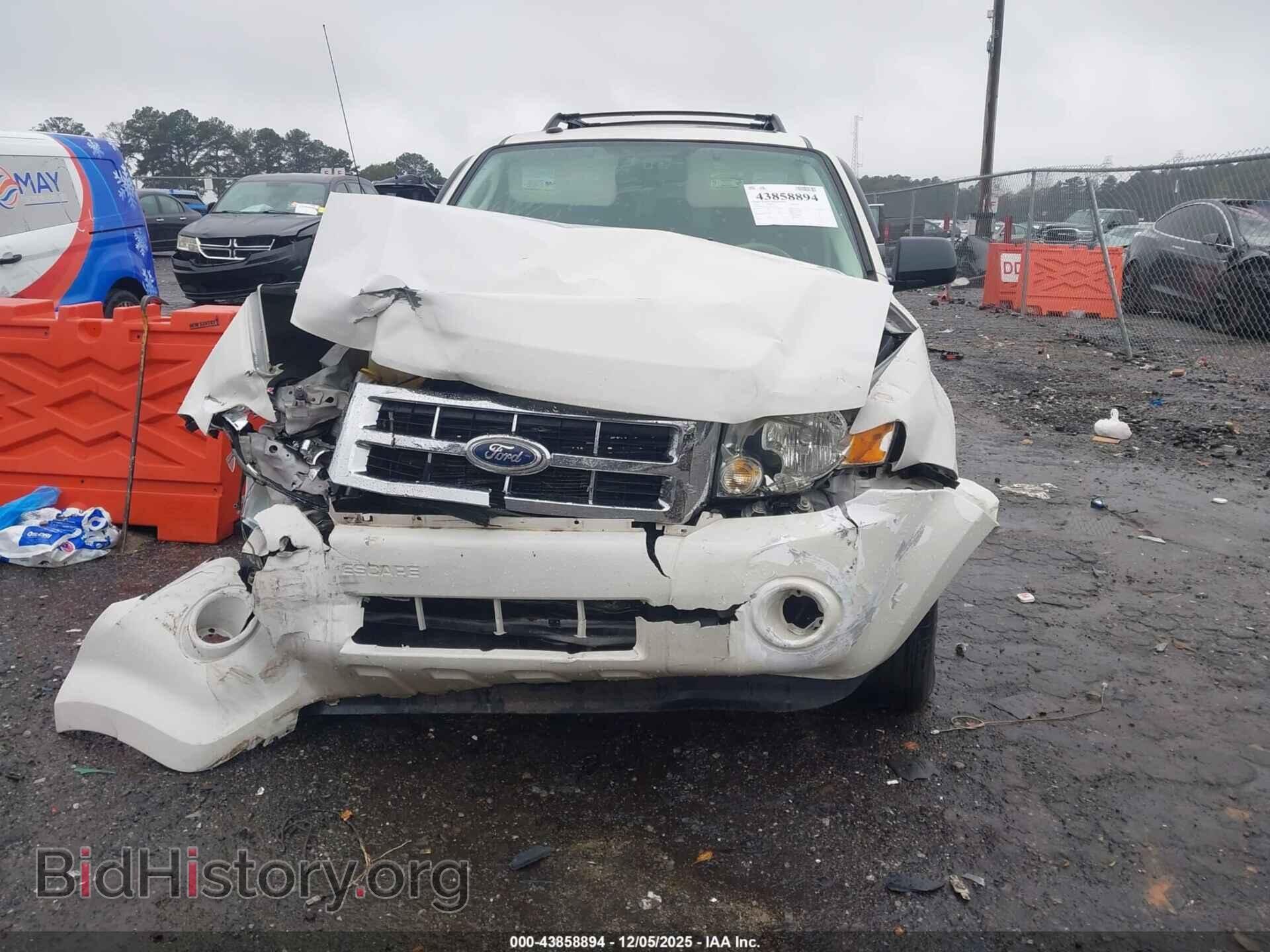 2011 FORD ESCAPE - VIN: 1FMCU0D71BKA13836 - Фото 12