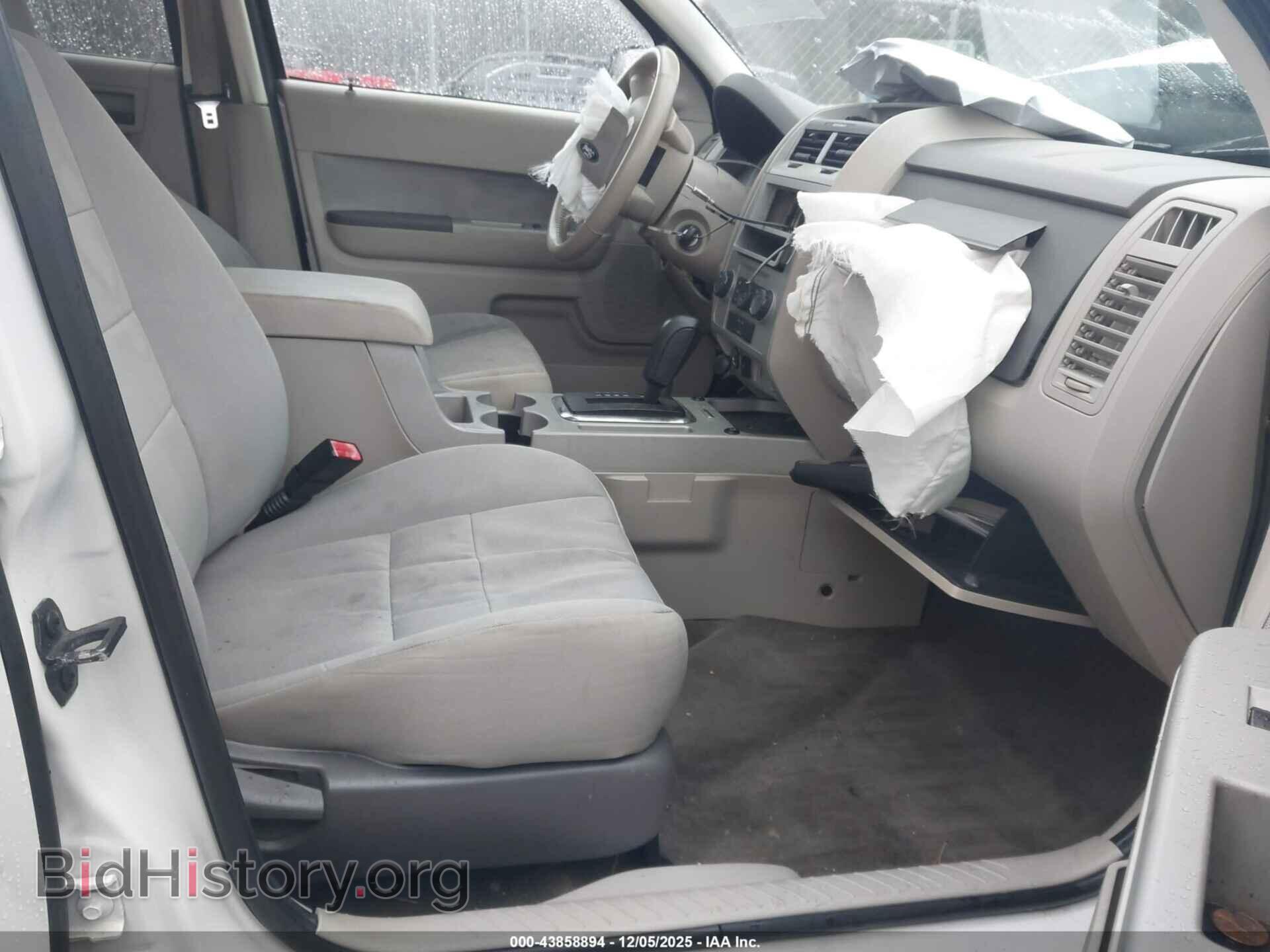 2011 FORD ESCAPE - VIN: 1FMCU0D71BKA13836 - Фото 5