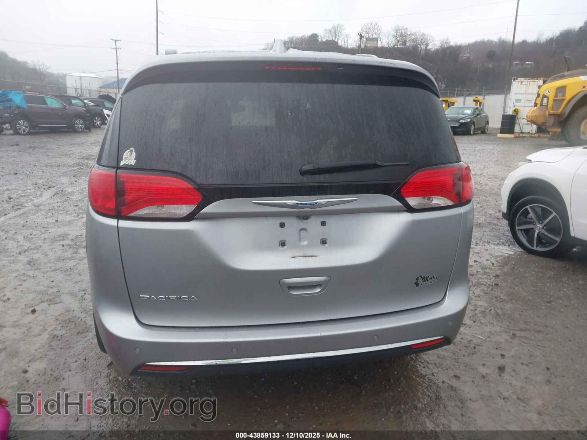 2017 CHRYSLER PACIFICA - VIN: 2C4RC1EG4HR652907 - Photo 16