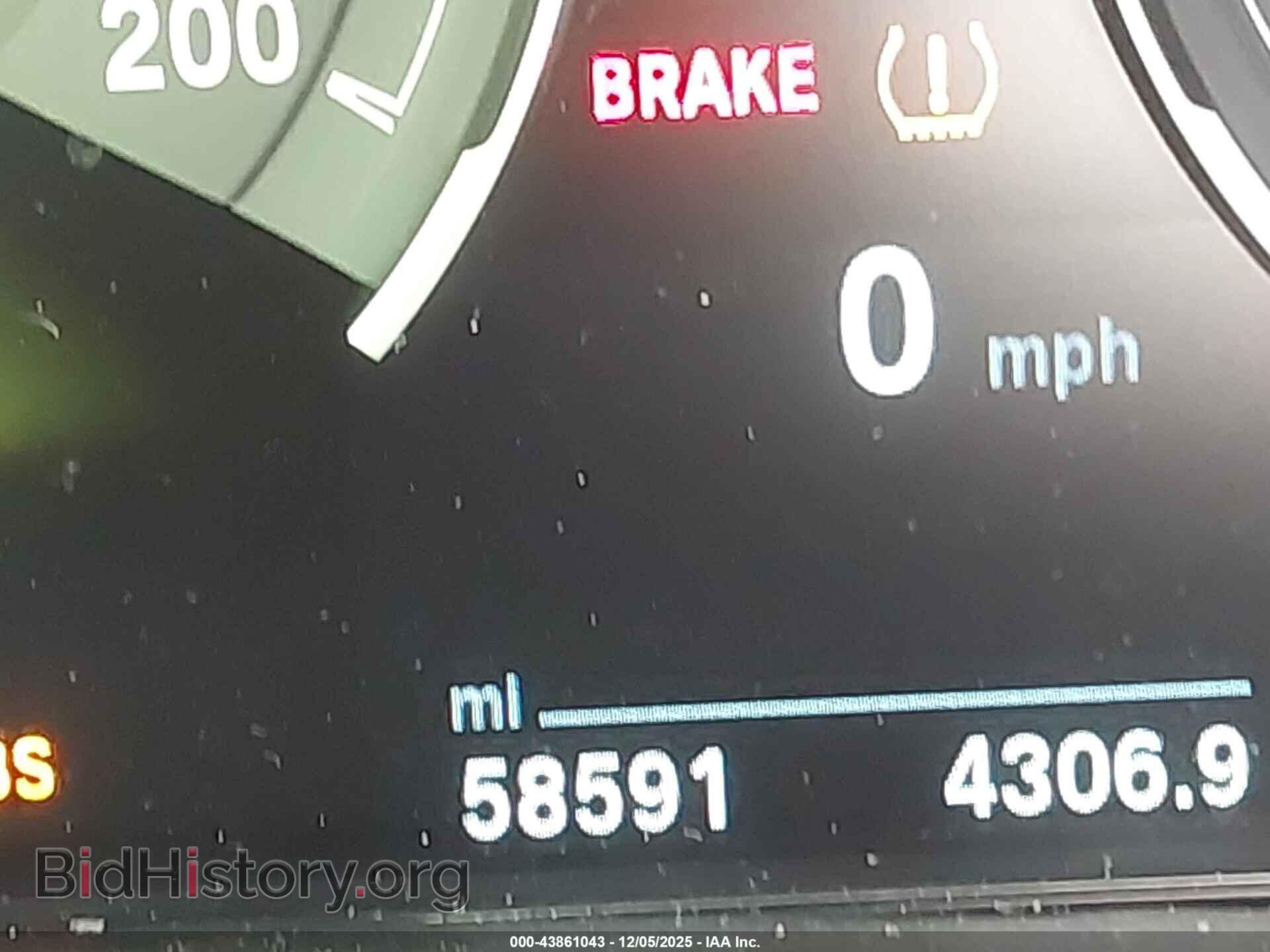 2016 BMW M3 - VIN: WBS8M9C56G5E68486 - Фото 16