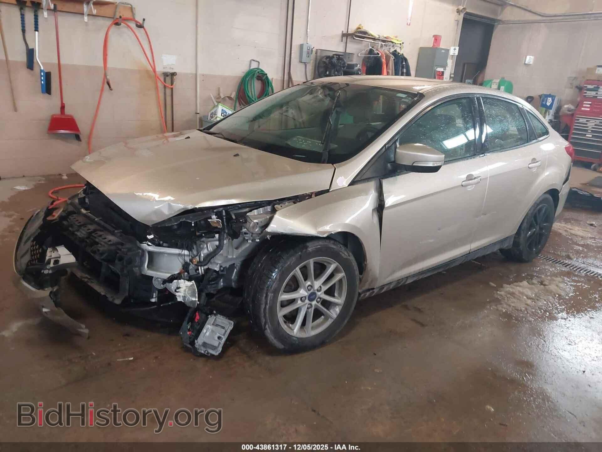 2017 FORD FOCUS - VIN: 1FADP3F20HL317817 - Photo 2