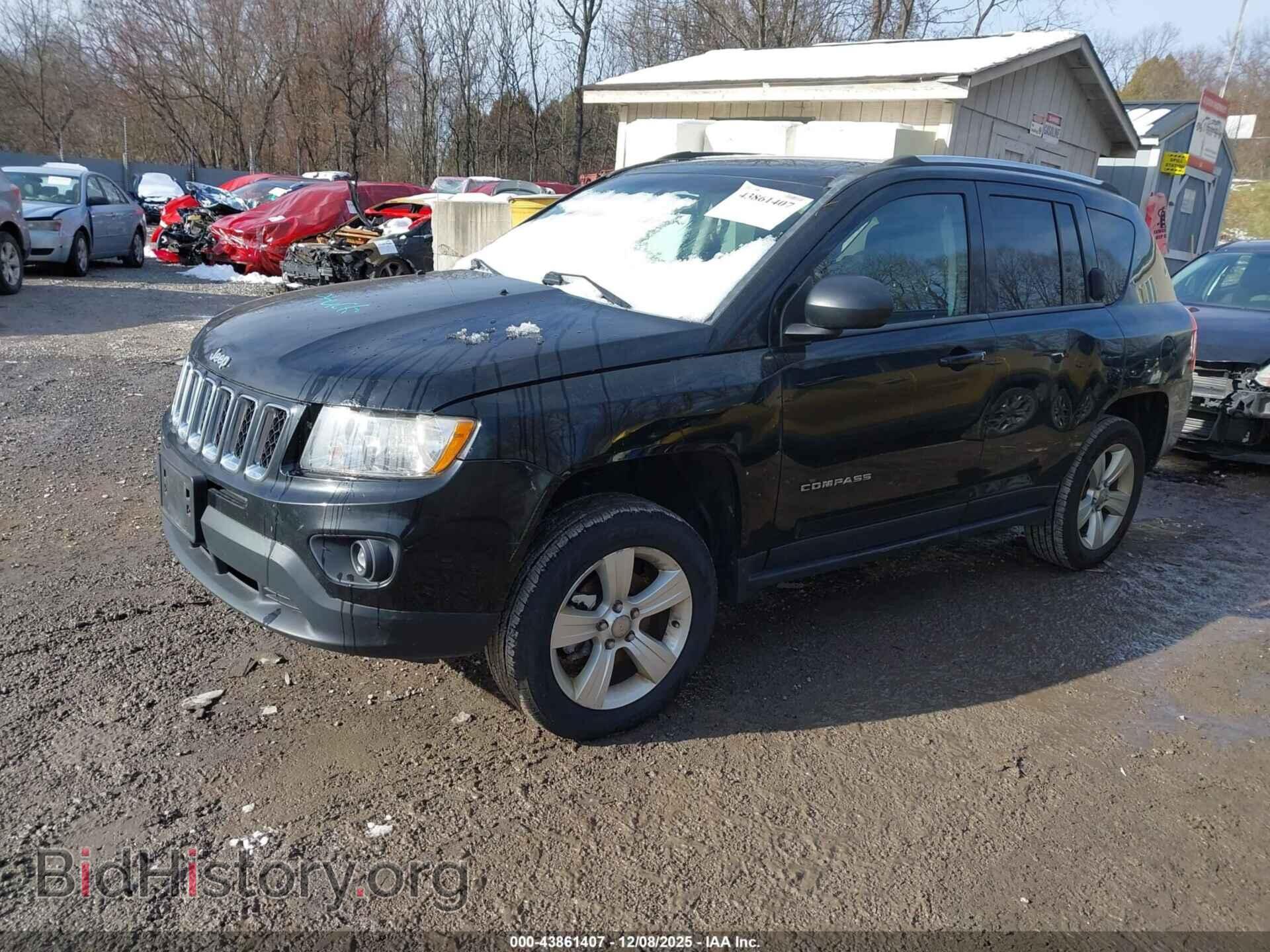 2013 JEEP COMPASS - VIN: 1C4NJDEB1DD274729 - Photo 2