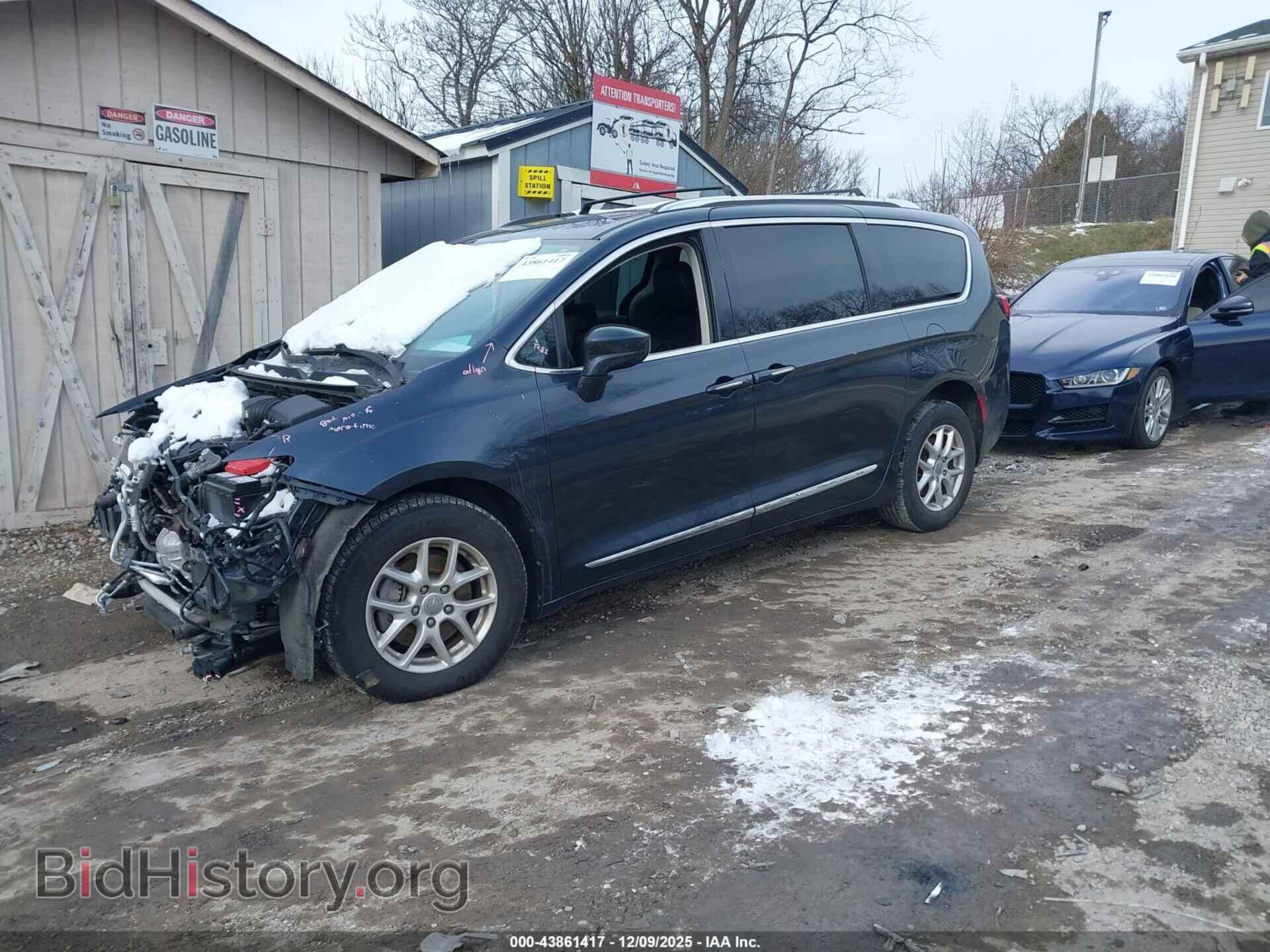 2020 CHRYSLER PACIFICA - VIN: 2C4RC1BG9LR140413 - Фото 2
