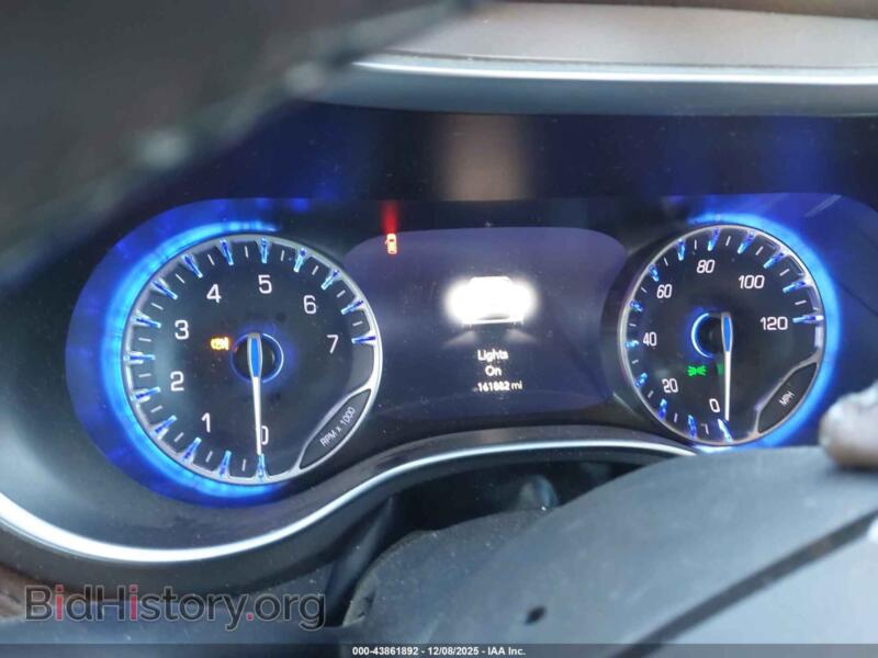 2017 Chrysler PACIFICA (VIN 2C4RC1GG6HR584137) — photo 7 of 15