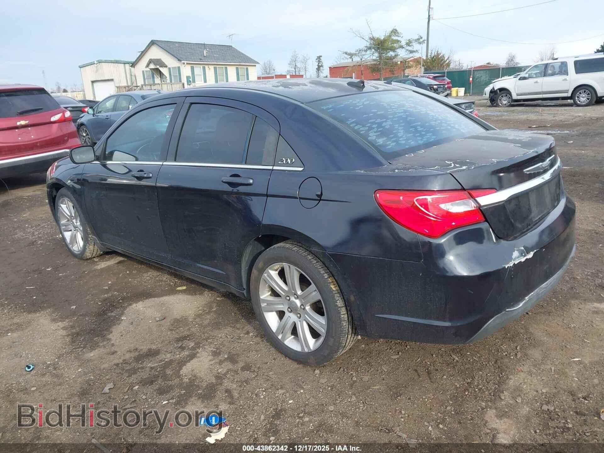 2012 CHRYSLER 200 - VIN: 1C3CCBBB3CN187745 - Фото 3