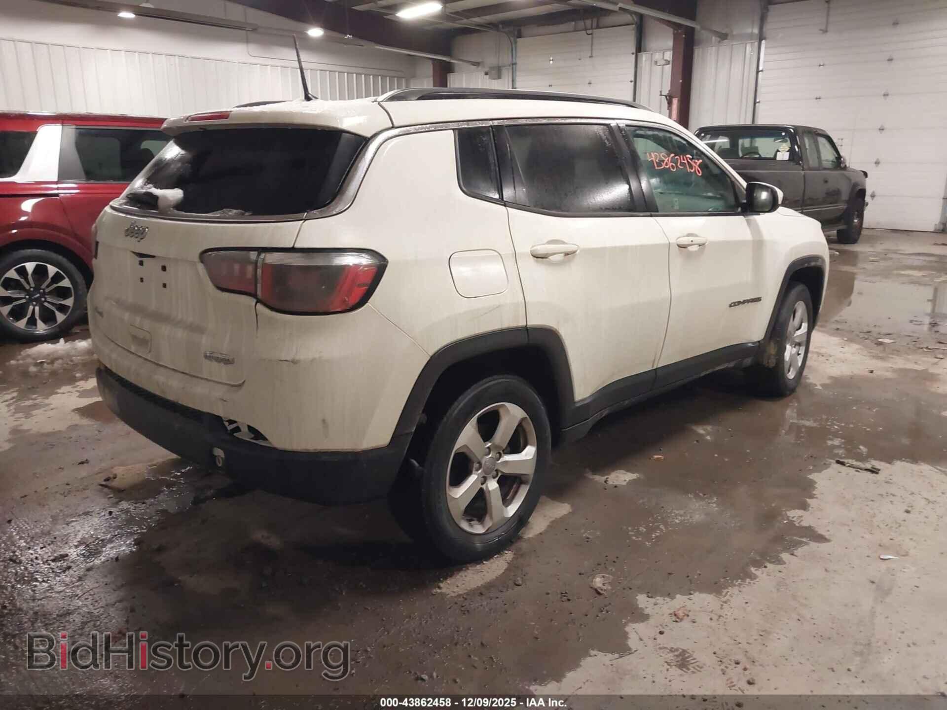 2018 JEEP COMPASS - VIN: 3C4NJDBB2JT256122 - Фото 4