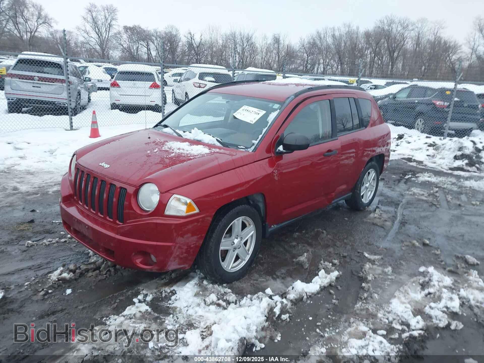 2007 JEEP COMPASS - VIN: 1J8FF47W67D166092 - Фото 2