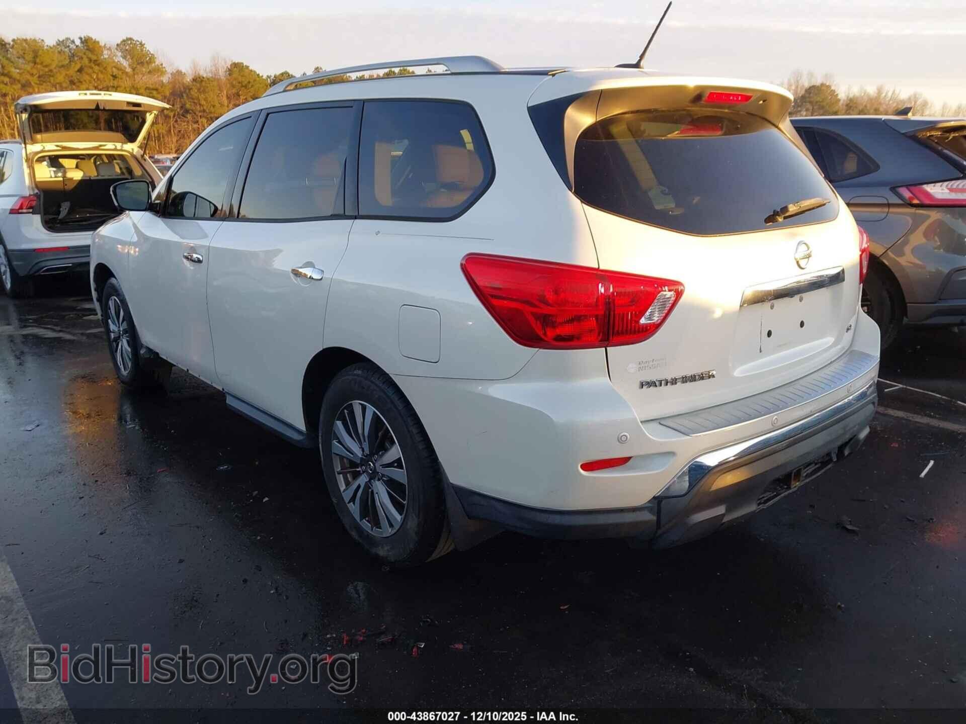 2017 NISSAN PATHFINDER - VIN: 5N1DR2MN8HC605558 - Фото 3