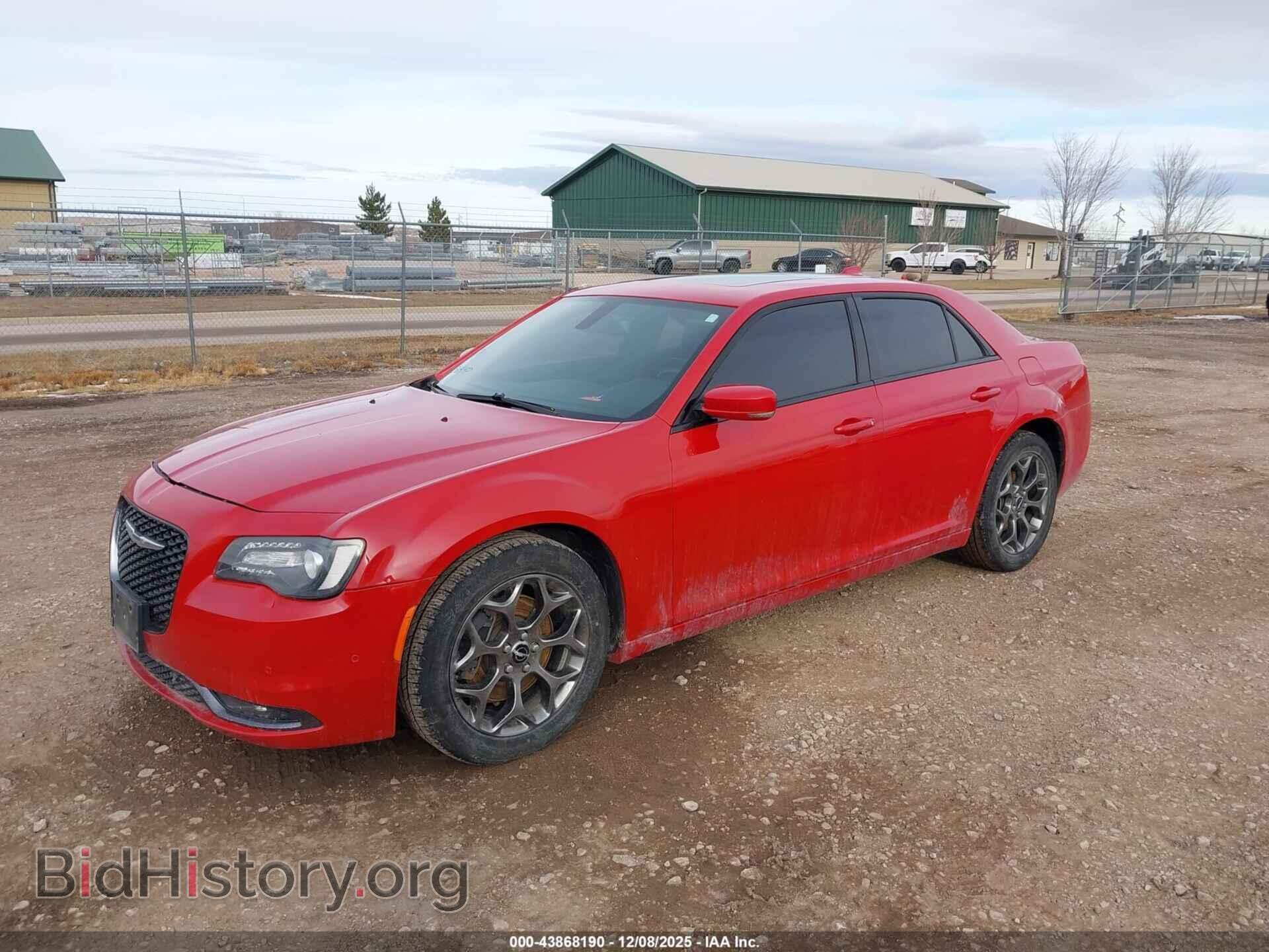 2016 CHRYSLER 300 - VIN: 2C3CCAGG7GH208982 - Photo 2