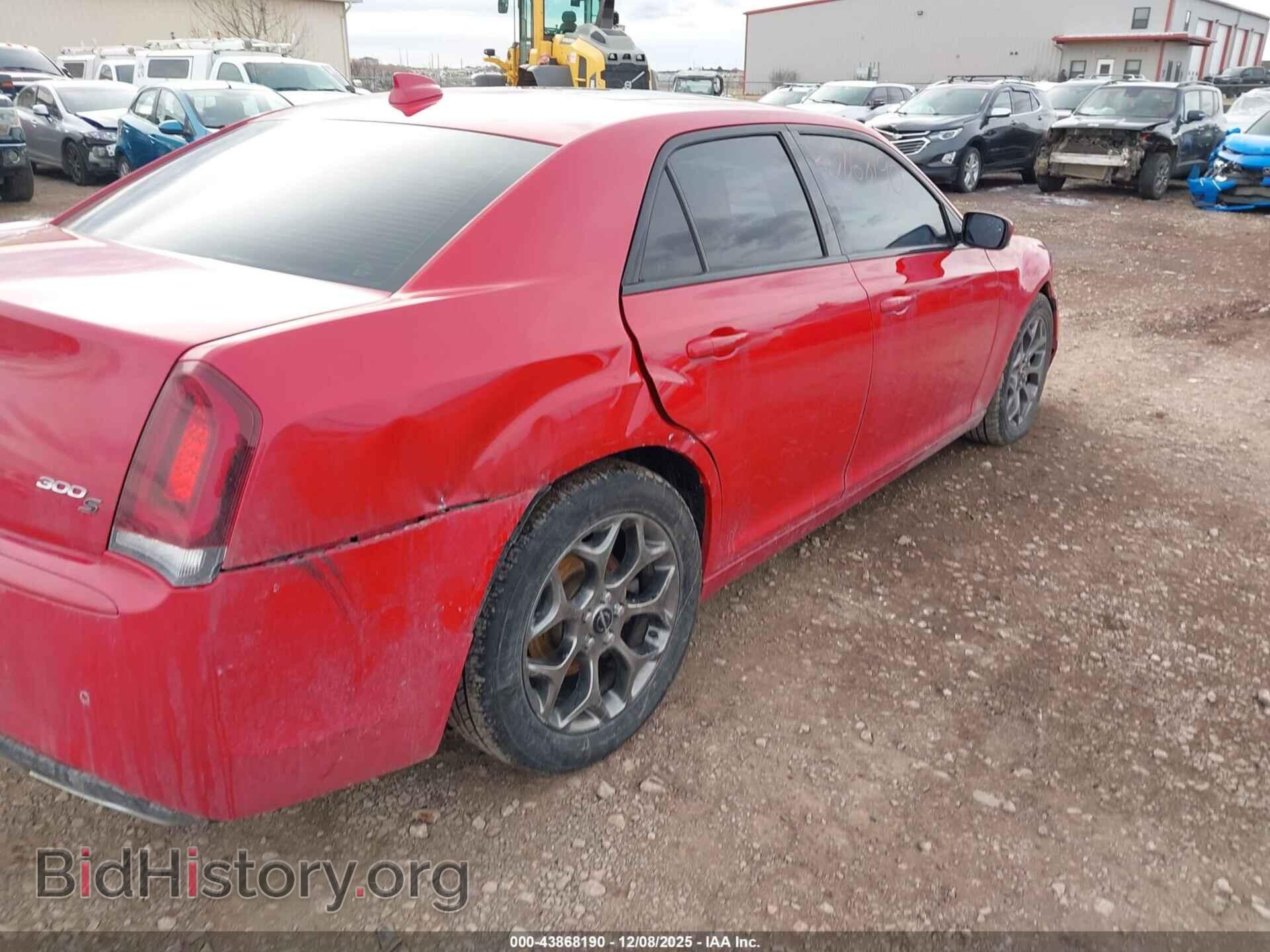 2016 CHRYSLER 300 - VIN: 2C3CCAGG7GH208982 - Photo 6