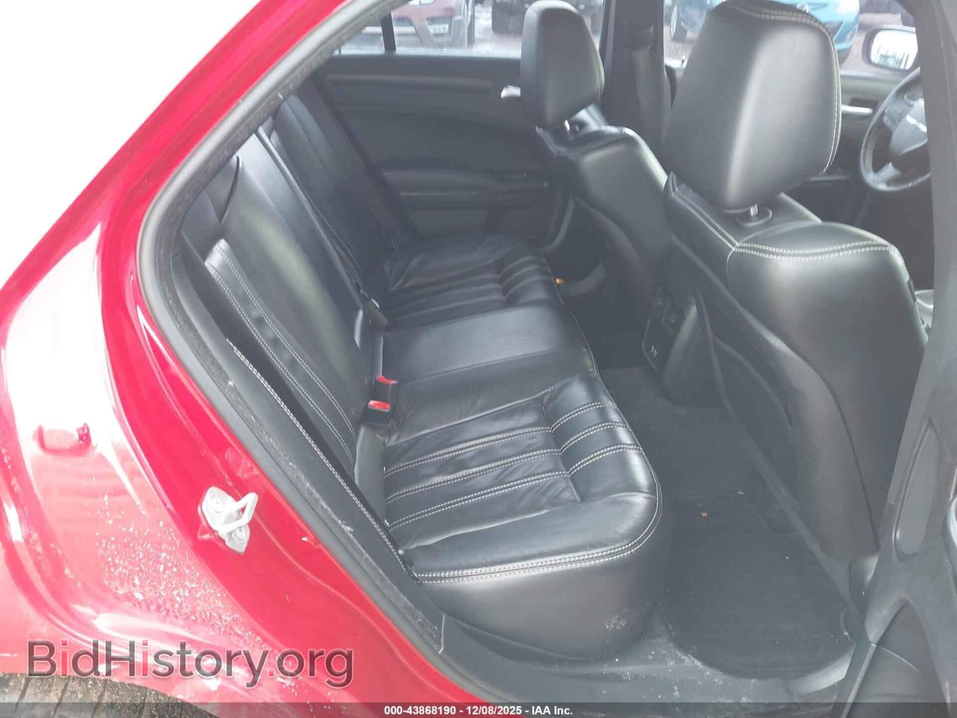 2016 CHRYSLER 300 - VIN: 2C3CCAGG7GH208982 - Photo 8