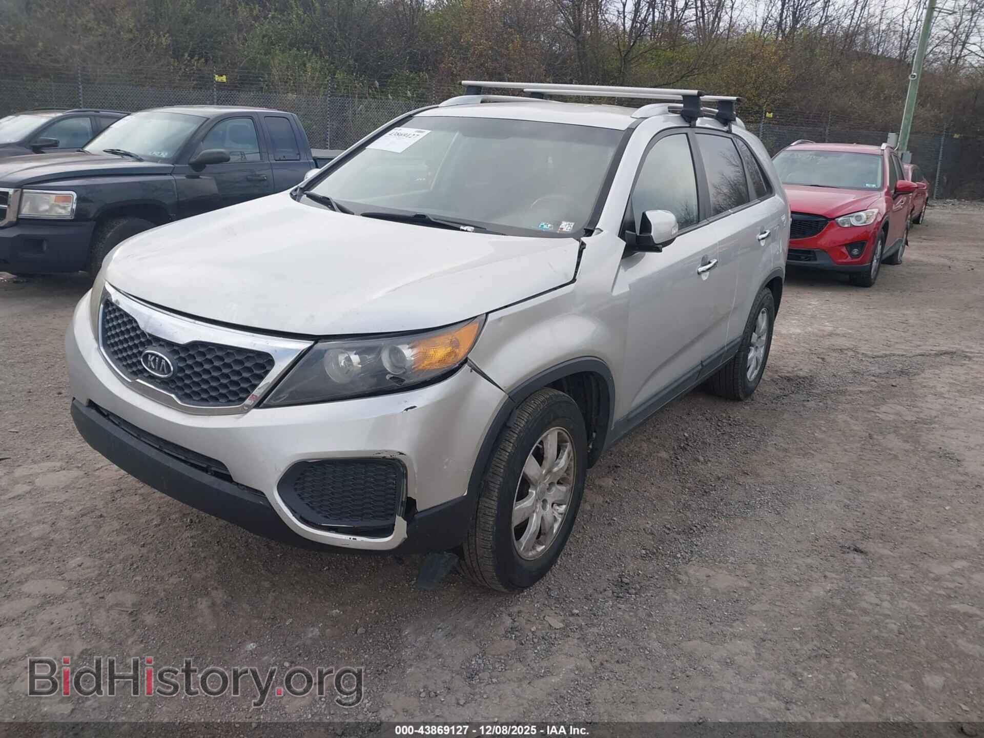 2013 KIA SORENTO - VIN: 5XYKT3A68DG406743 - Фото 2