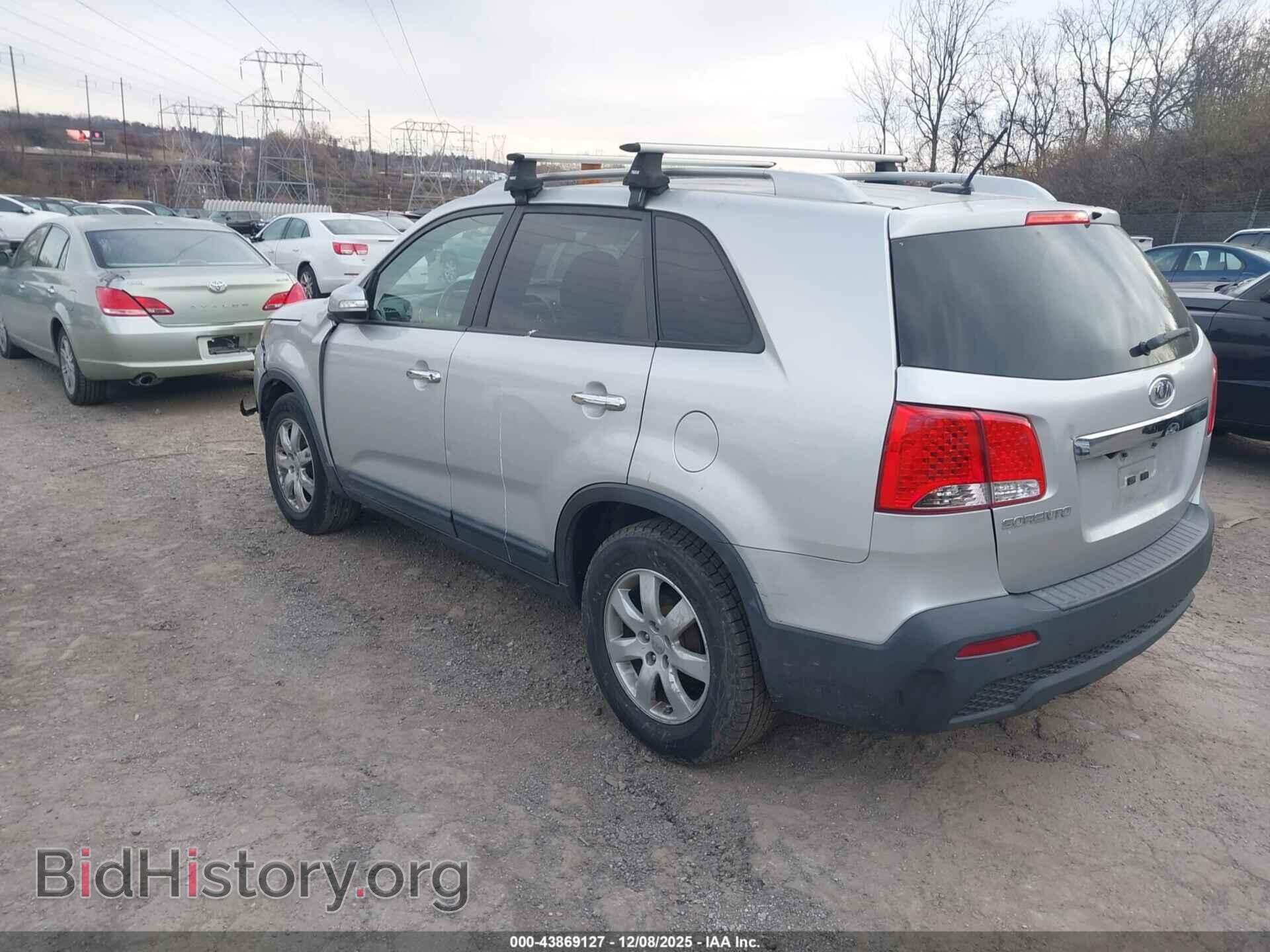 2013 KIA SORENTO - VIN: 5XYKT3A68DG406743 - Фото 3