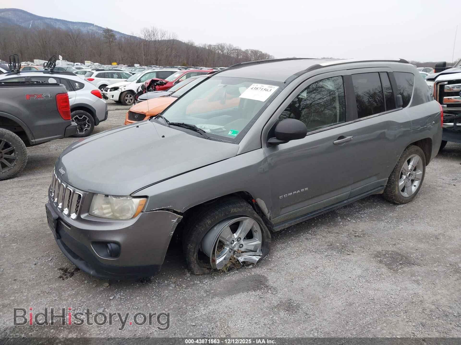 2011 JEEP COMPASS - VIN: 1J4NF5FB3BD277063 - Фото 2