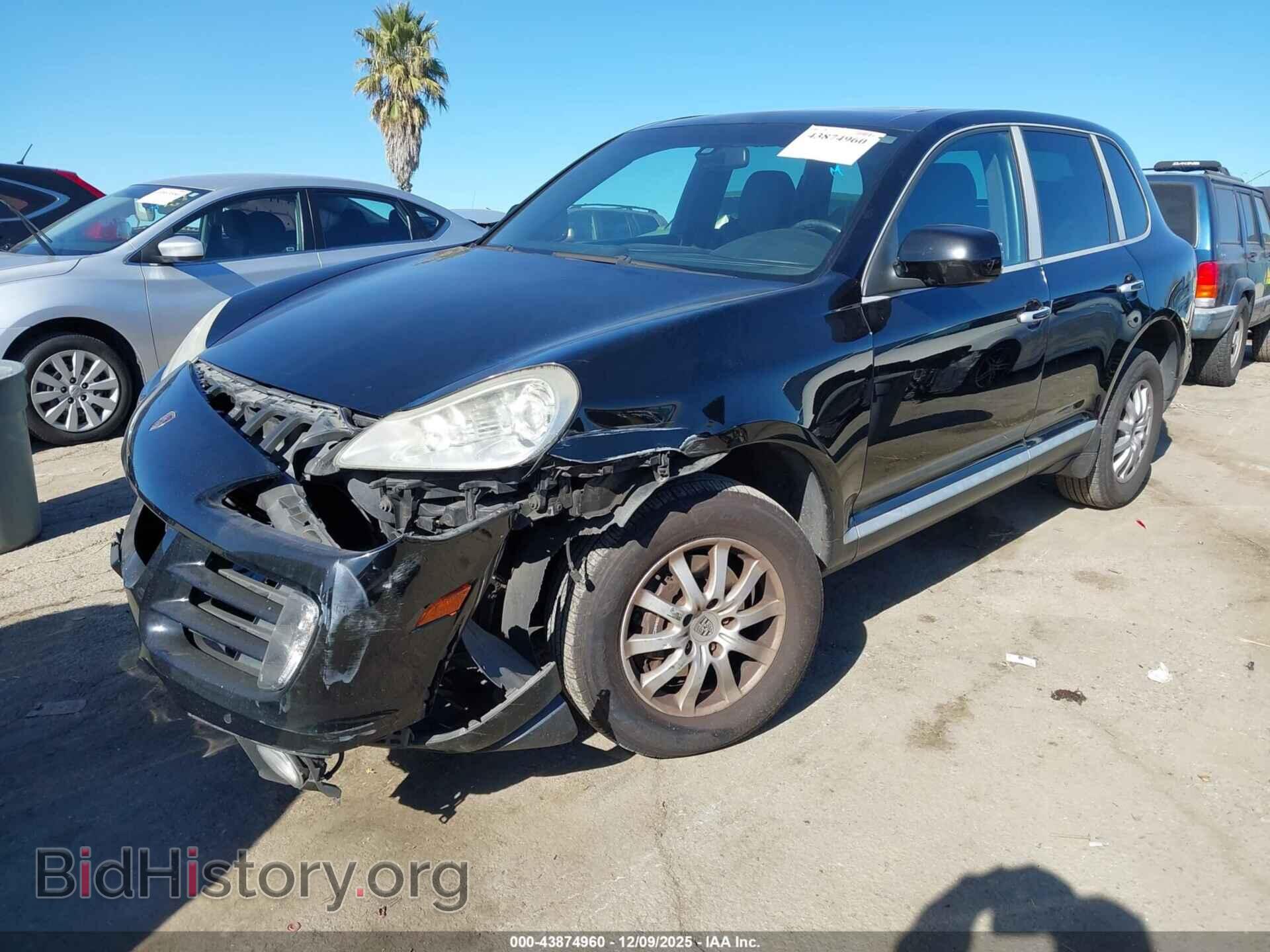 2010 PORSCHE CAYENNE - VIN: WP1AA2APXALA02801 - Фото 2