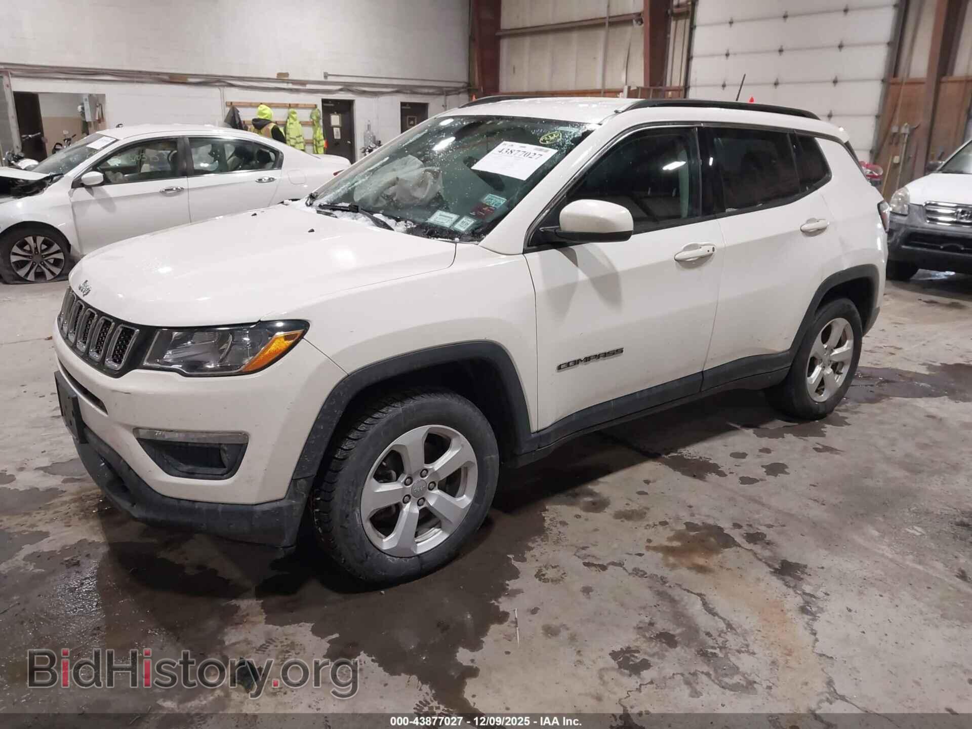 2019 JEEP COMPASS - VIN: 3C4NJDBB2KT827920 - Фото 2
