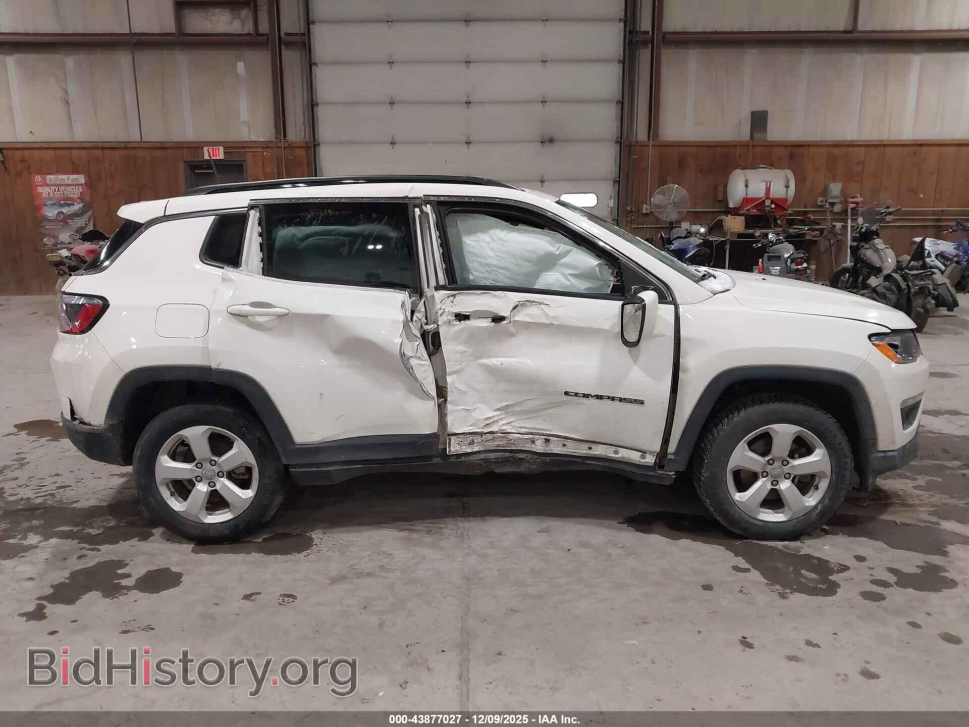 2019 JEEP COMPASS - VIN: 3C4NJDBB2KT827920 - Фото 13