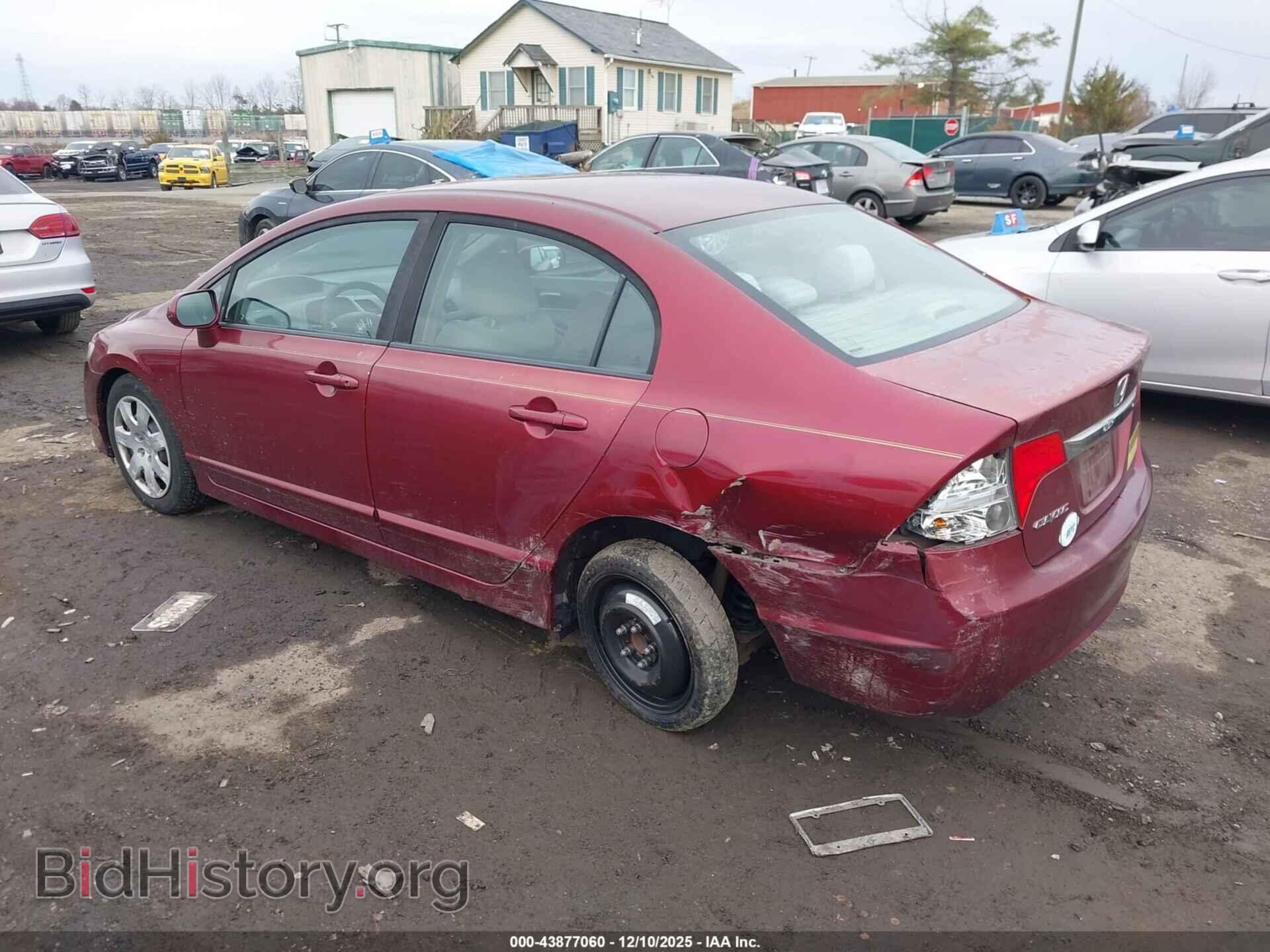 2011 HONDA CIVIC - VIN: 19XFA1F59BE018104 - Фото 3