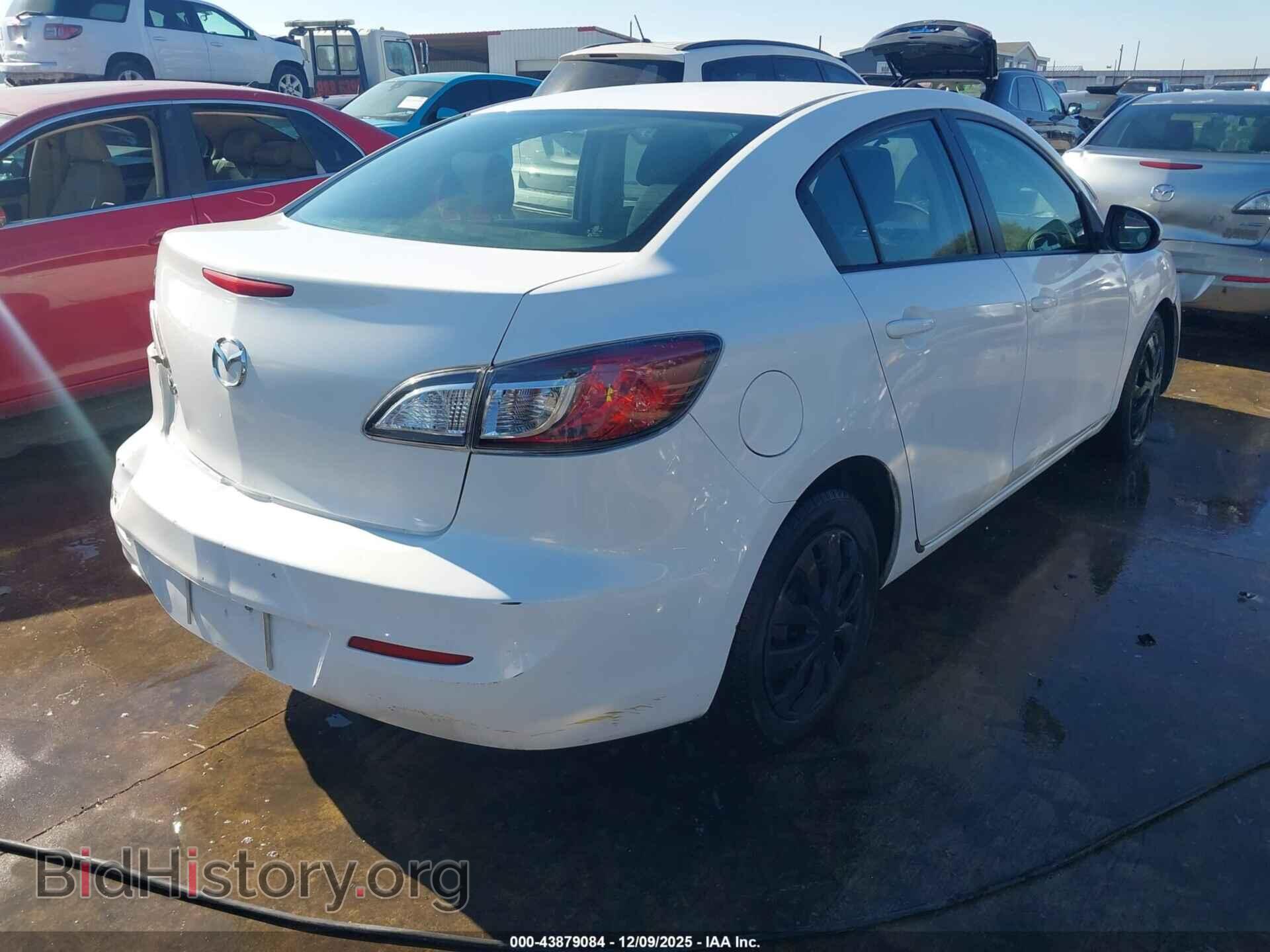 2012 MAZDA MAZDA3 - VIN: JM1BL1UG3C1597723 - Фото 4