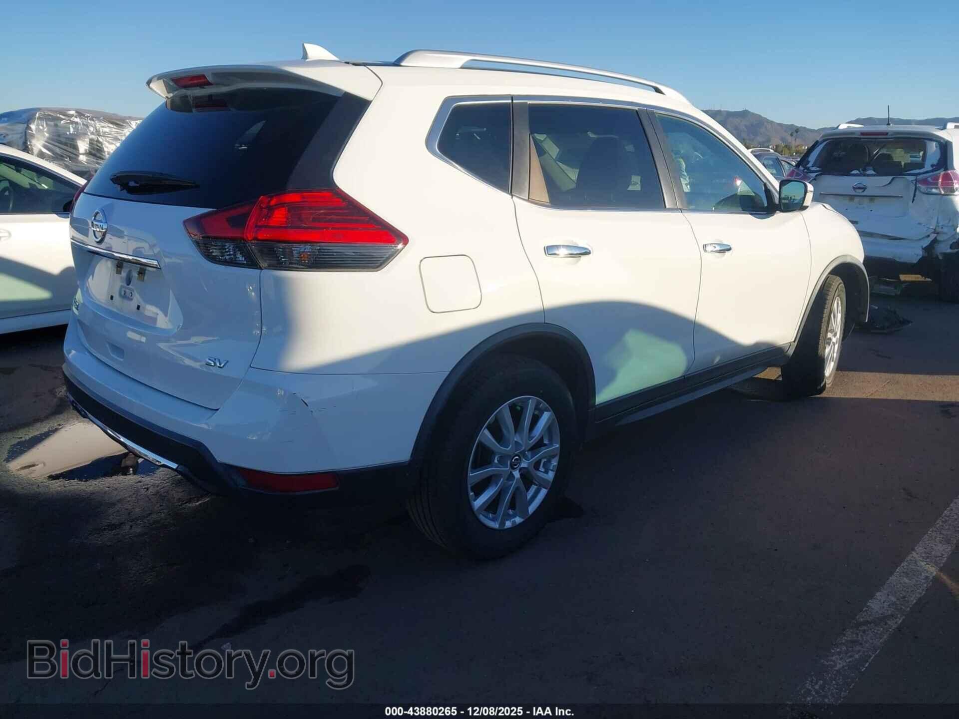2017 NISSAN ROGUE - VIN: KNMAT2MT9HP586812 - Фото 4