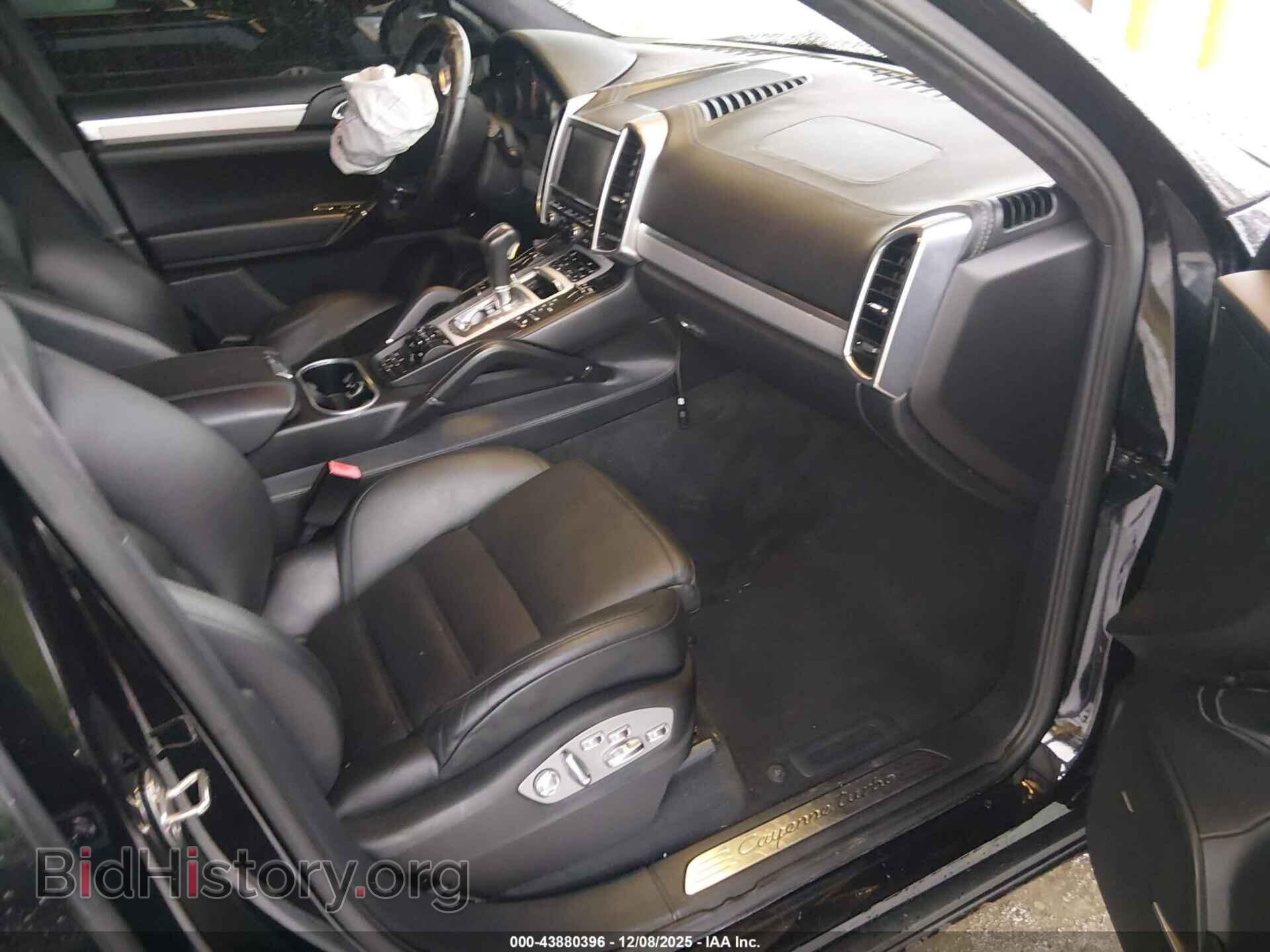 2011 PORSCHE CAYENNE - VIN: WP1AC2A24BLA81219 - Фото 5