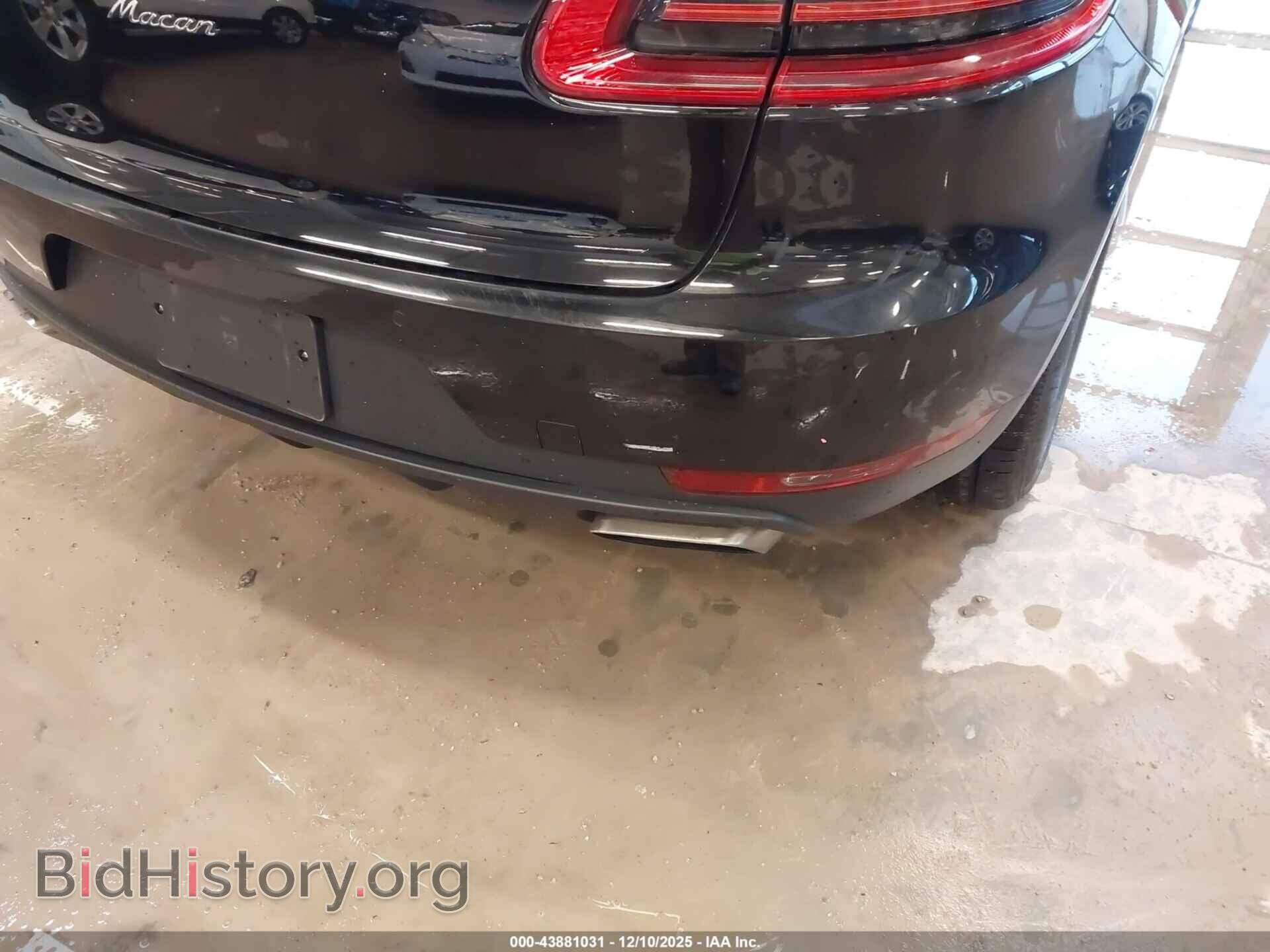 2017 PORSCHE MACAN - VIN: WP1AA2A57HLB03500 - Photo 17