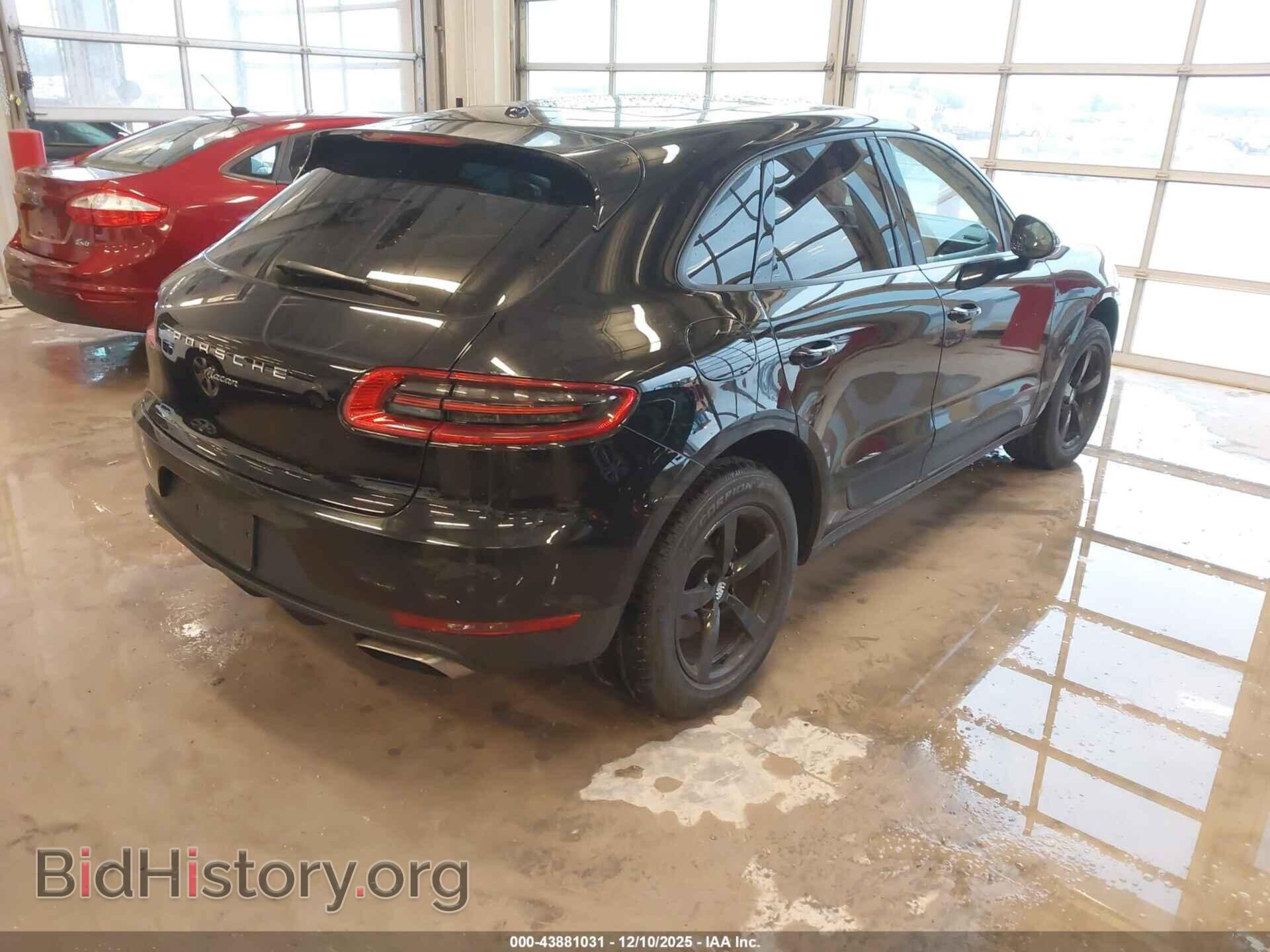 2017 PORSCHE MACAN - VIN: WP1AA2A57HLB03500 - Photo 4