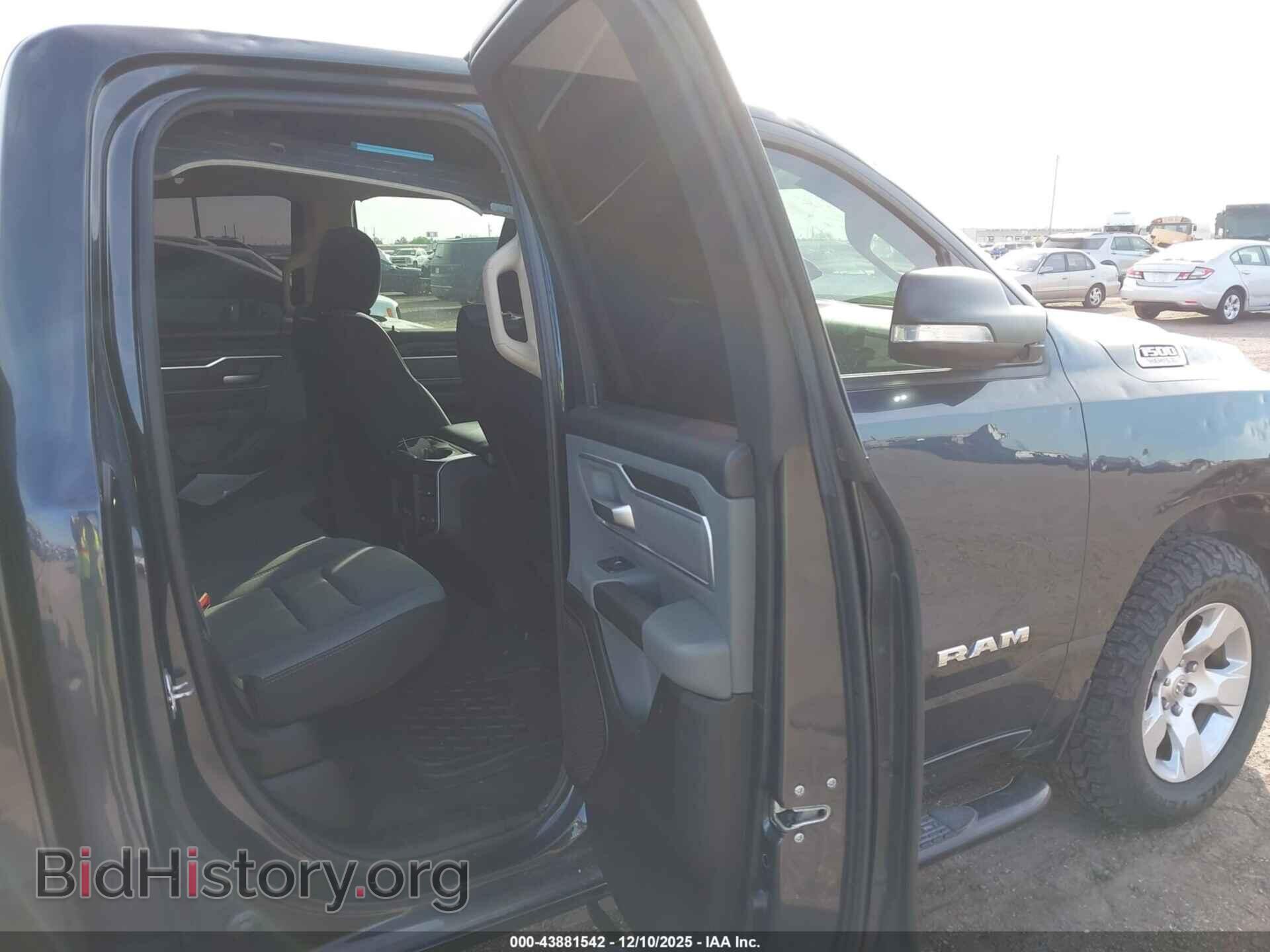 2020 RAM 1500 - VIN: 1C6SRFBT3LN281136 - Фото 8