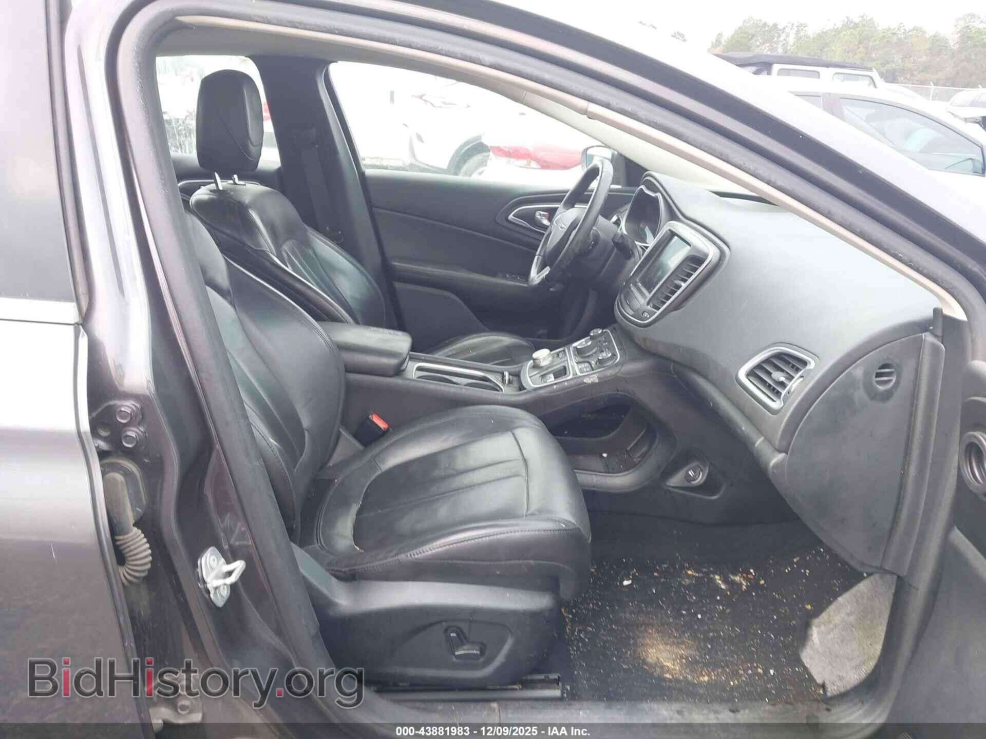 2016 CHRYSLER 200 - VIN: 1C3CCCAB6GN178440 - Фото 5